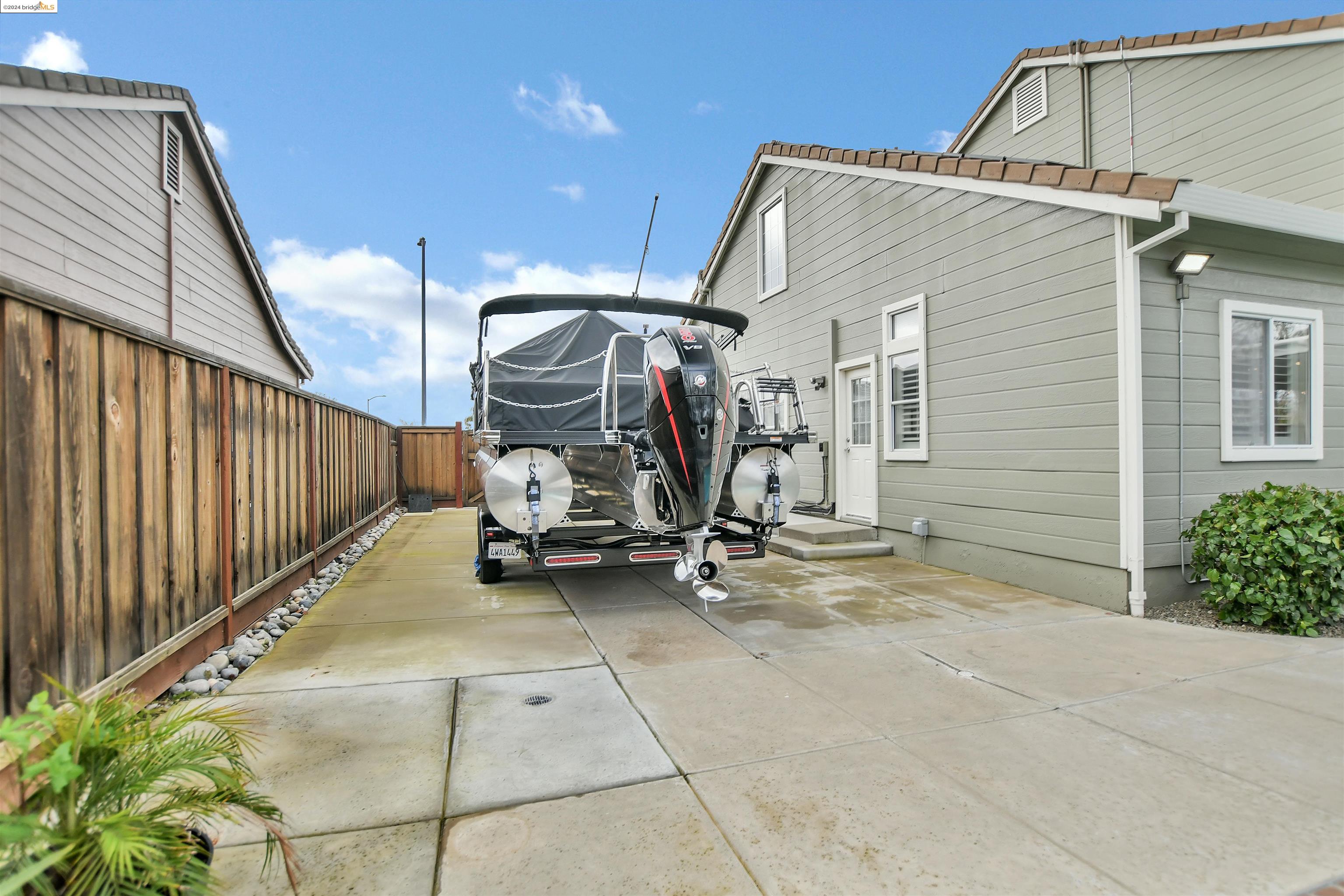 570 Wildrose Way