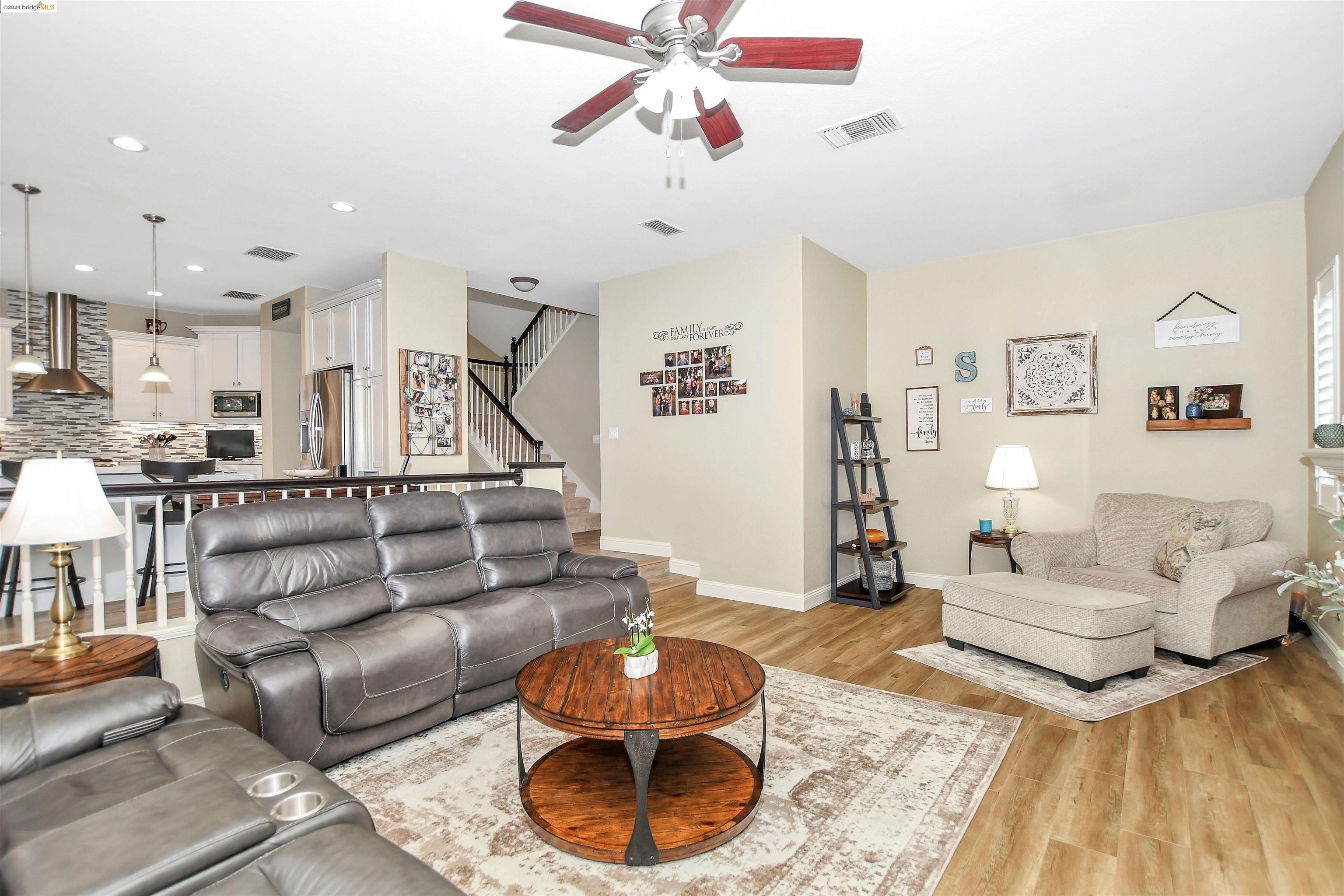 570 Wildrose Way