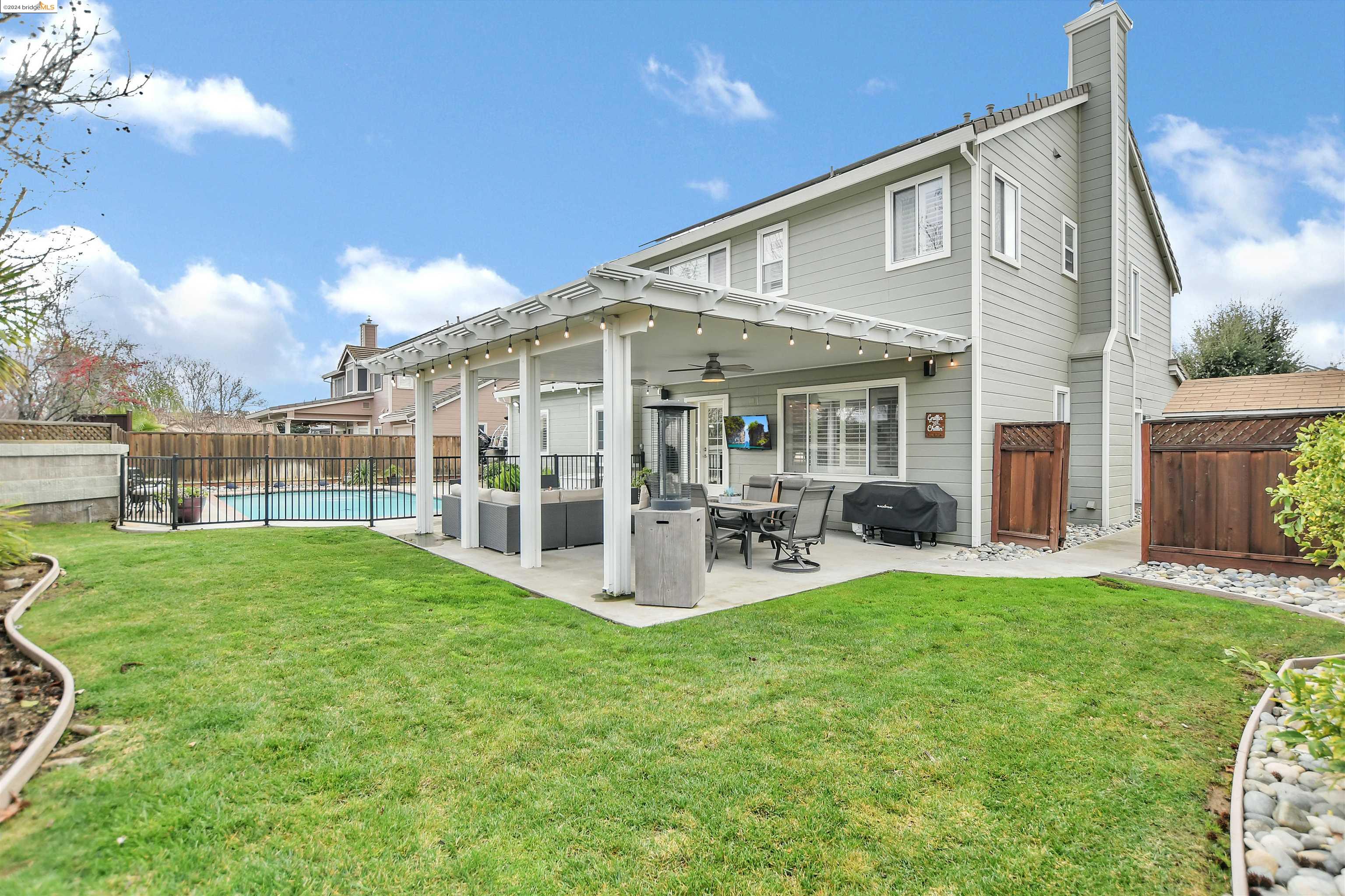 570 Wildrose Way