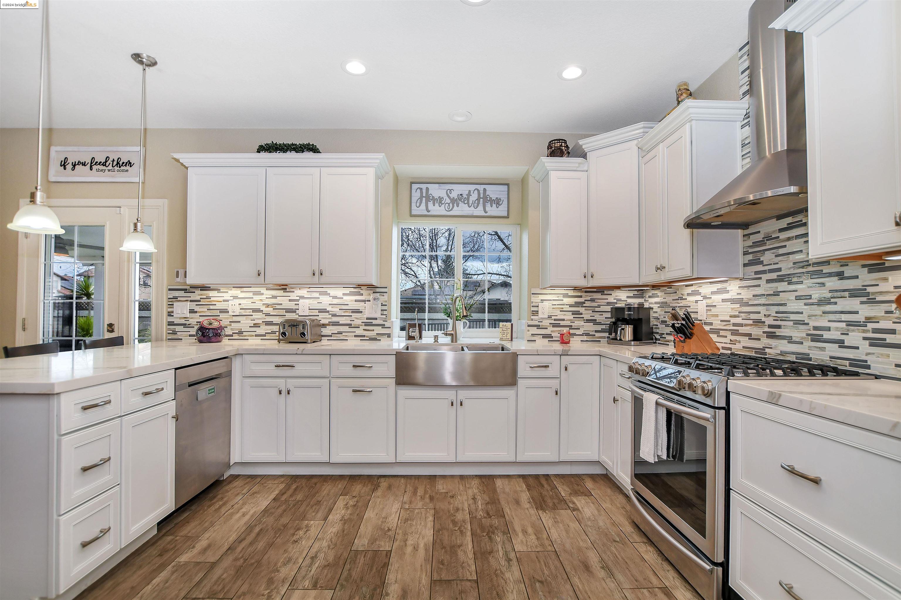 570 Wildrose Way