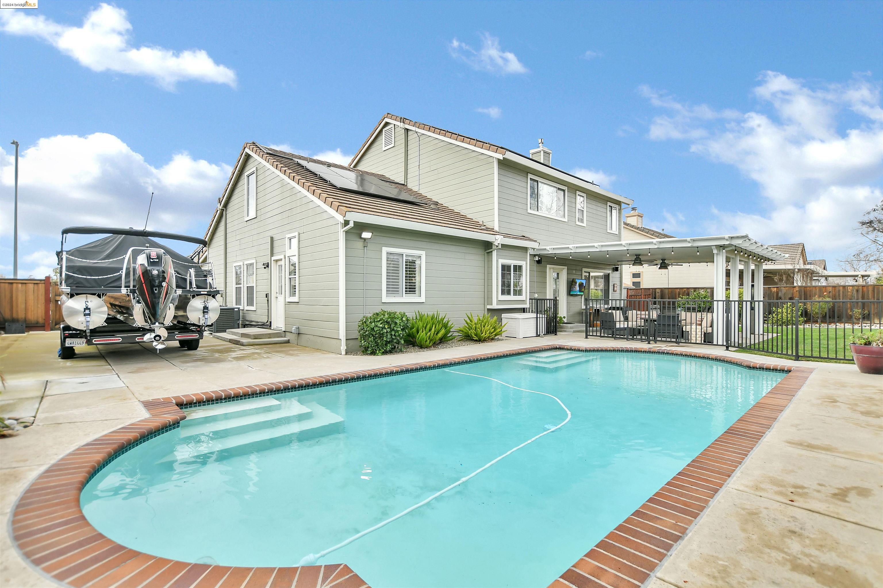 570 Wildrose Way