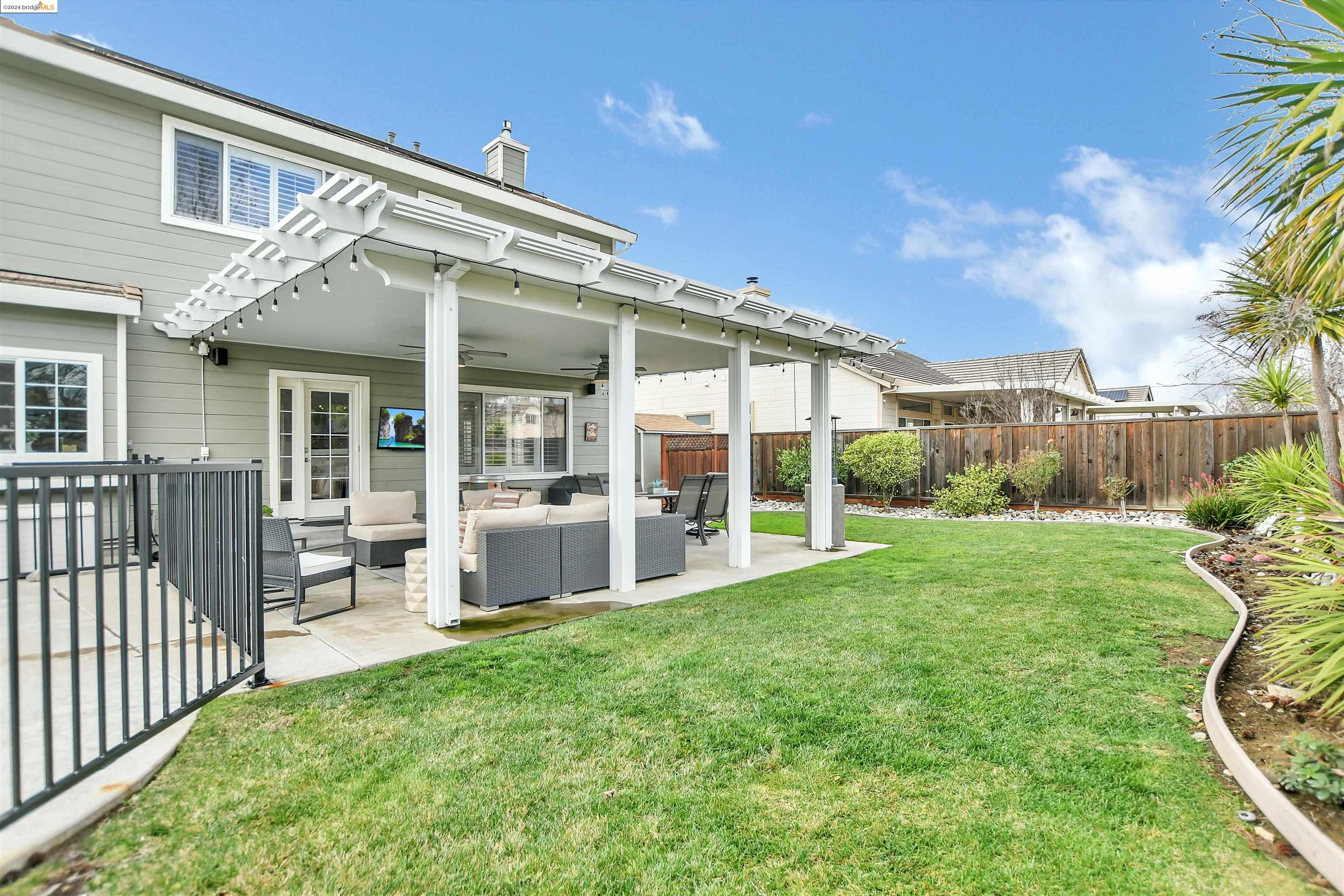 570 Wildrose Way