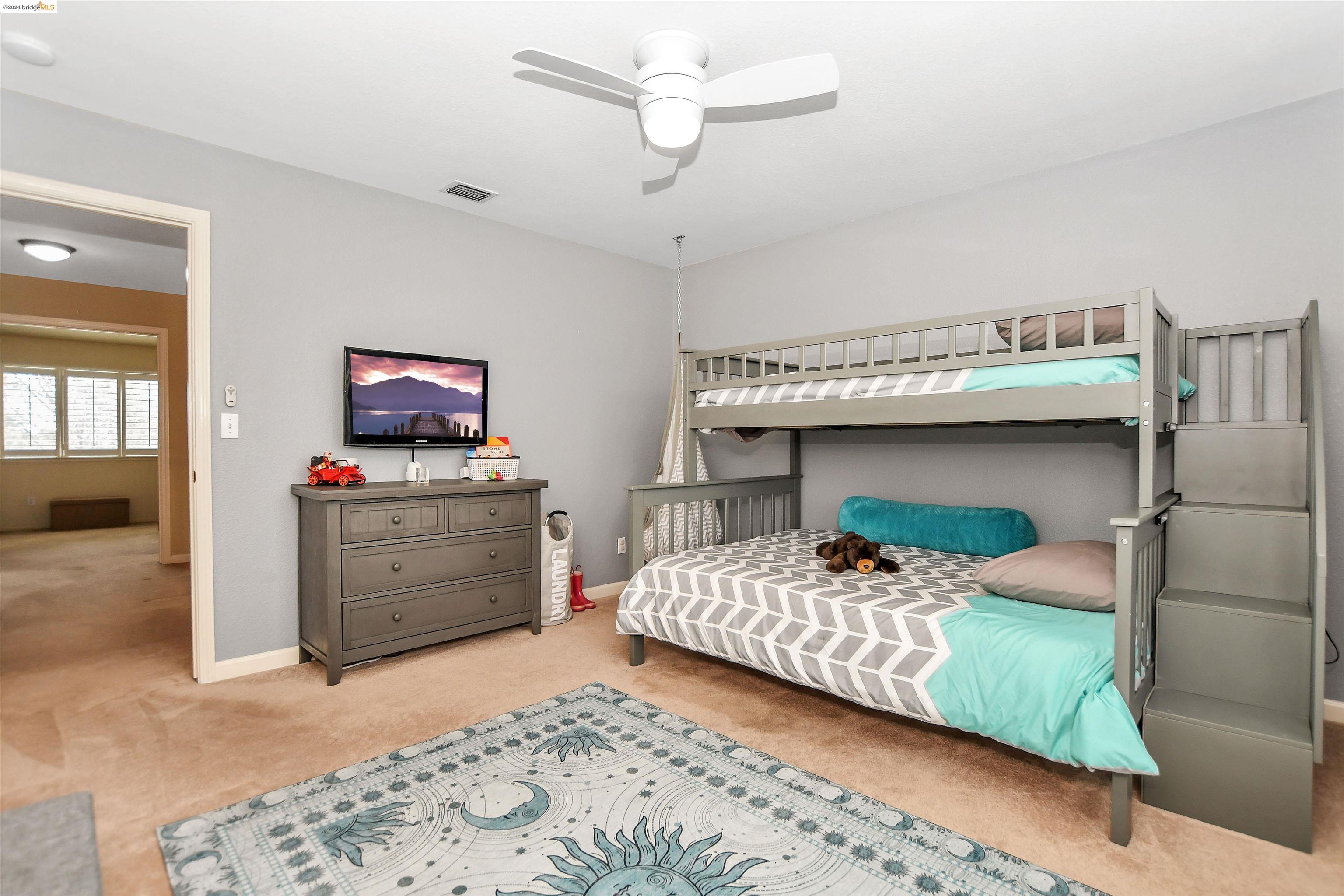 570 Wildrose Way