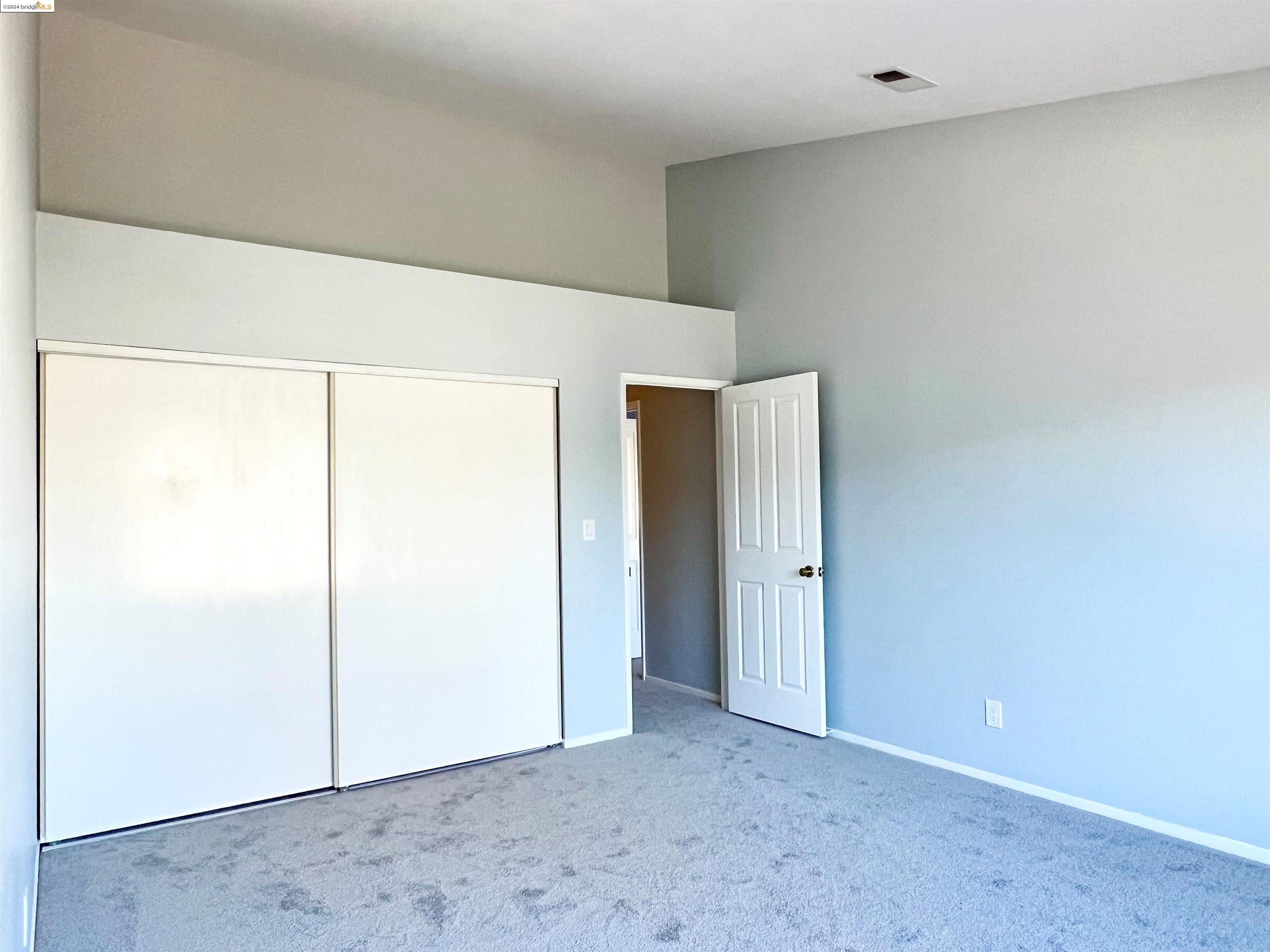 203 Pelican Loop
