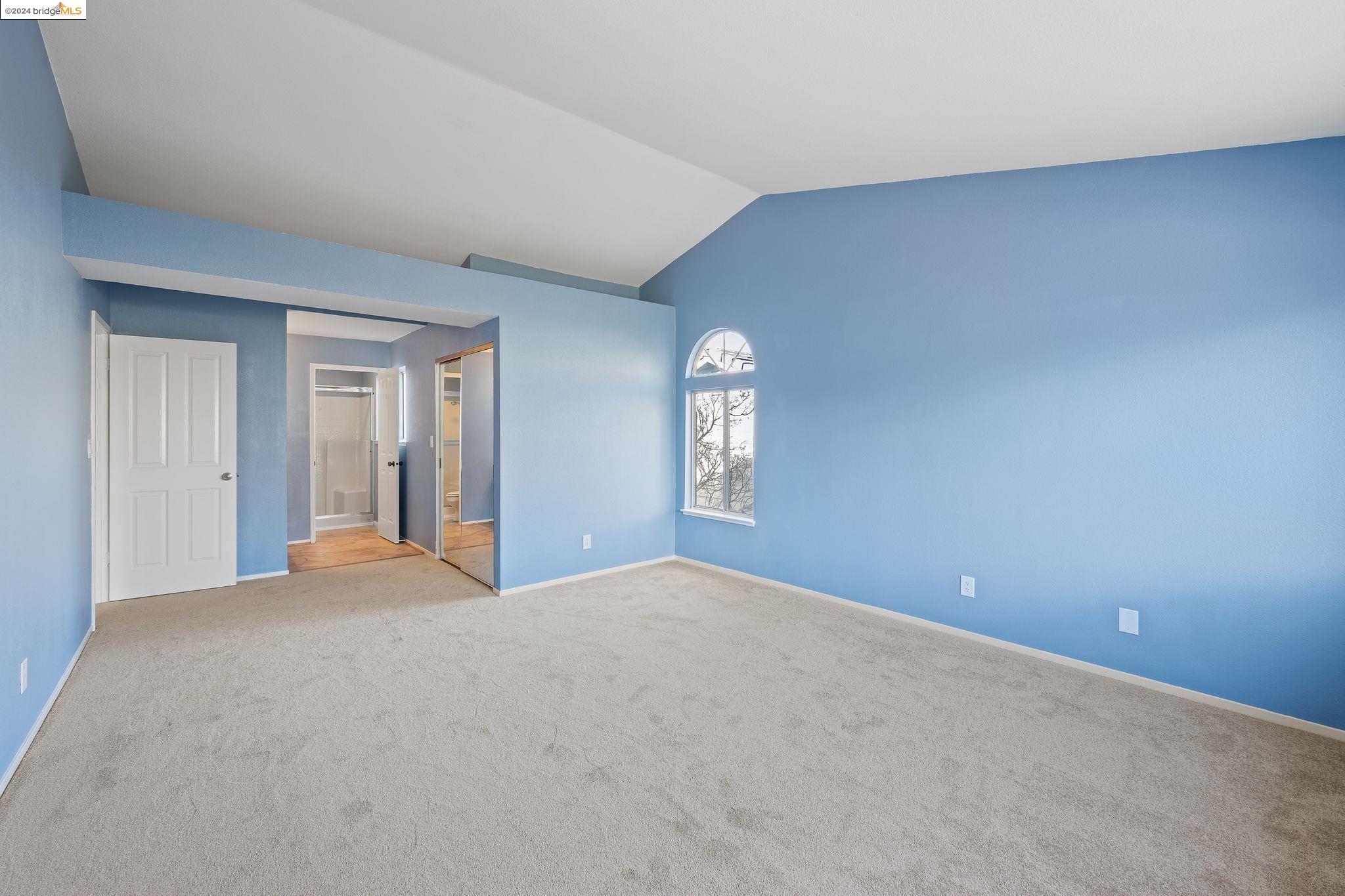 203 Pelican Loop