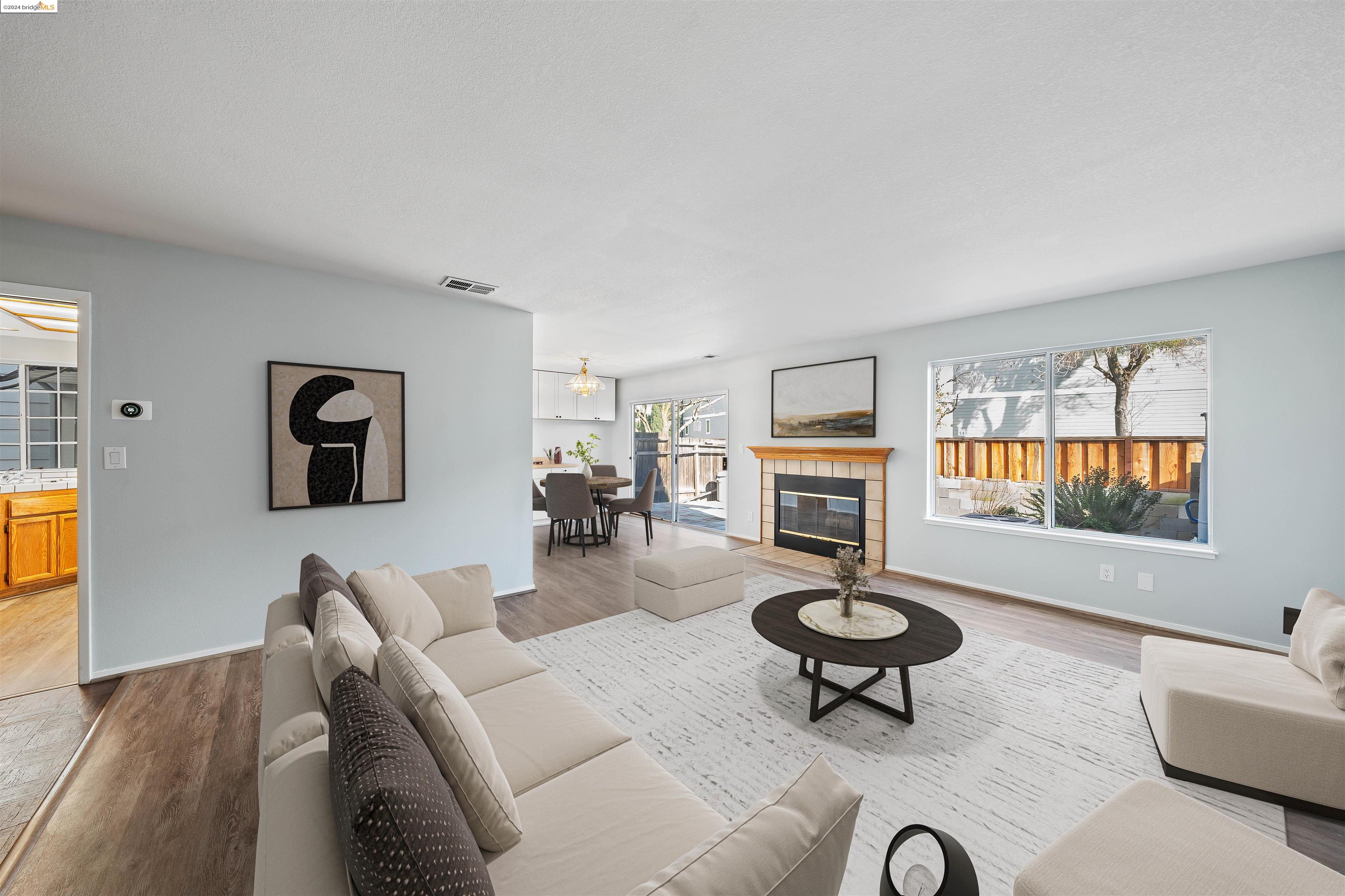 203 Pelican Loop