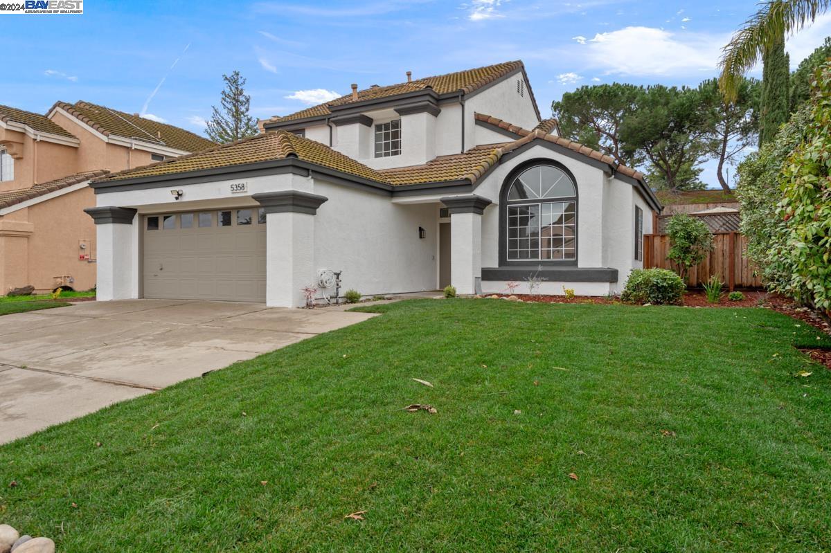 5358 Lakespring Dr