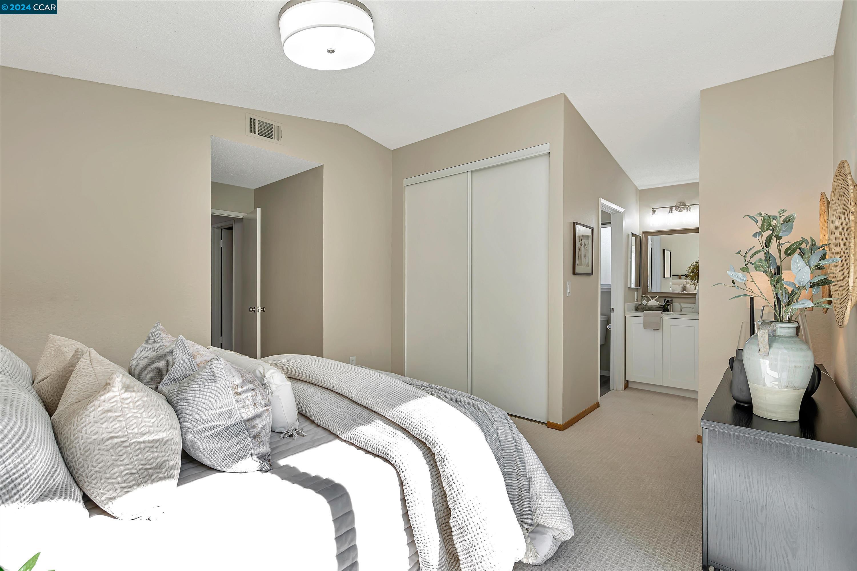 1681 Gateway Dr.