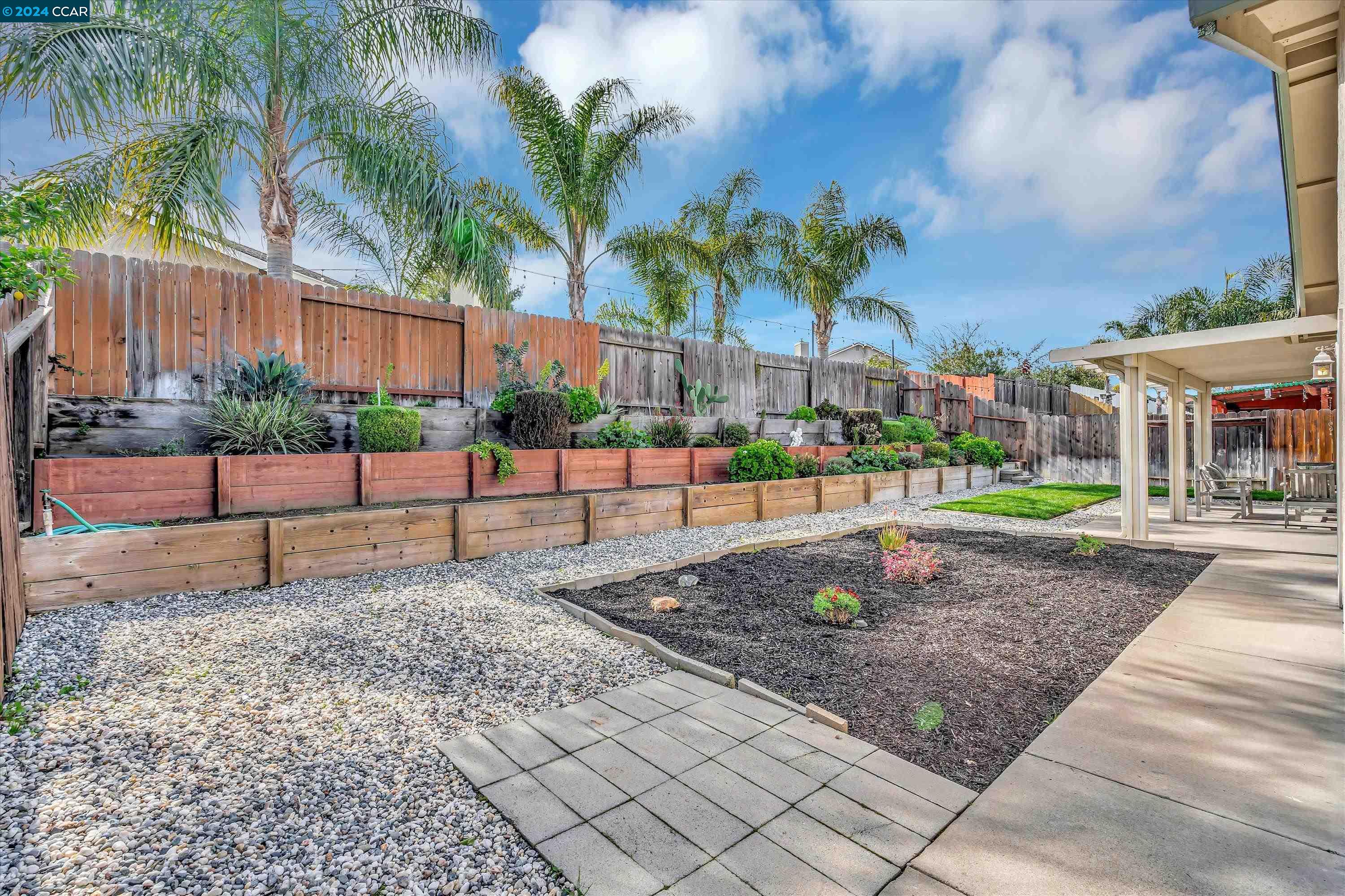 1681 Gateway Dr.