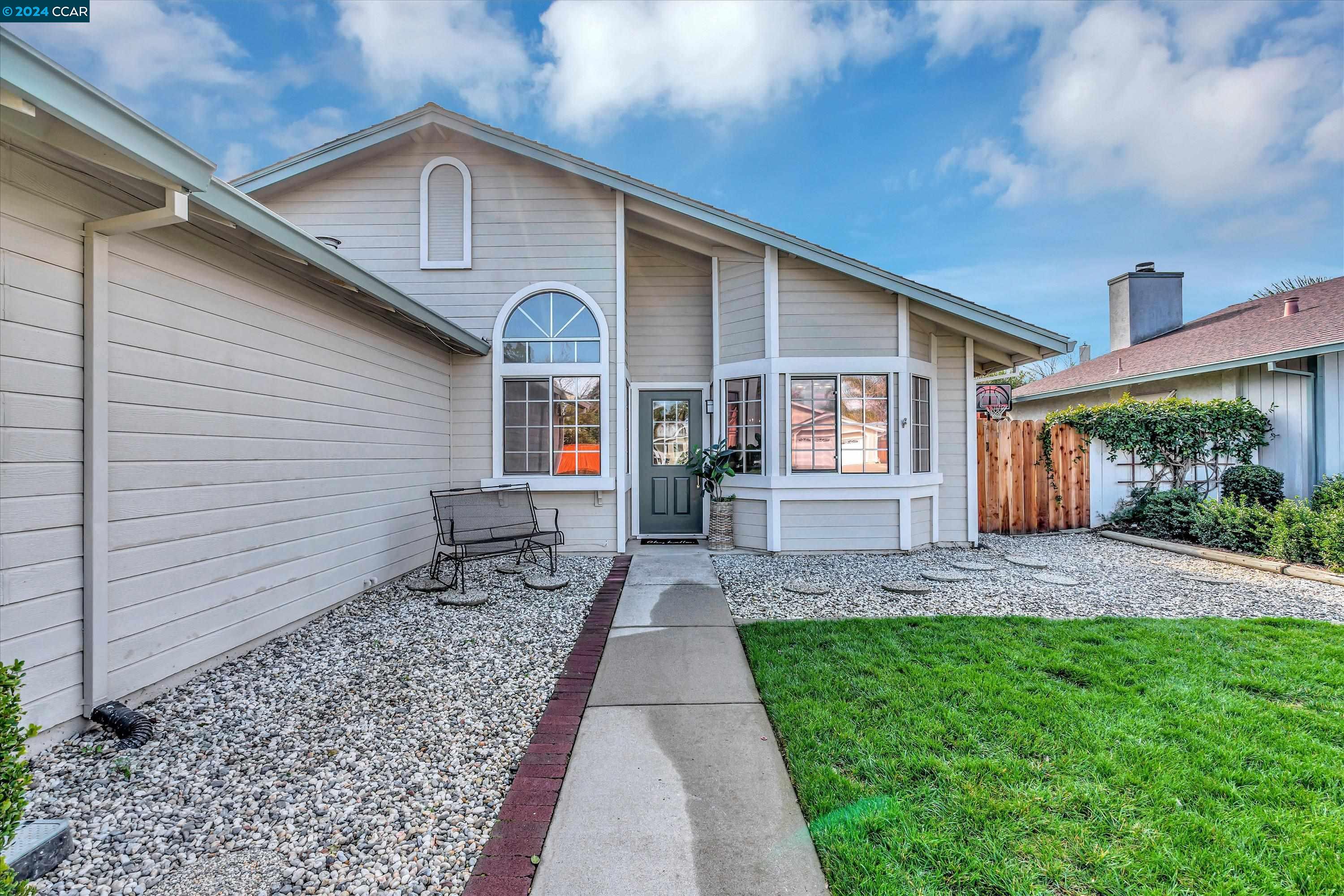 1681 Gateway Dr.