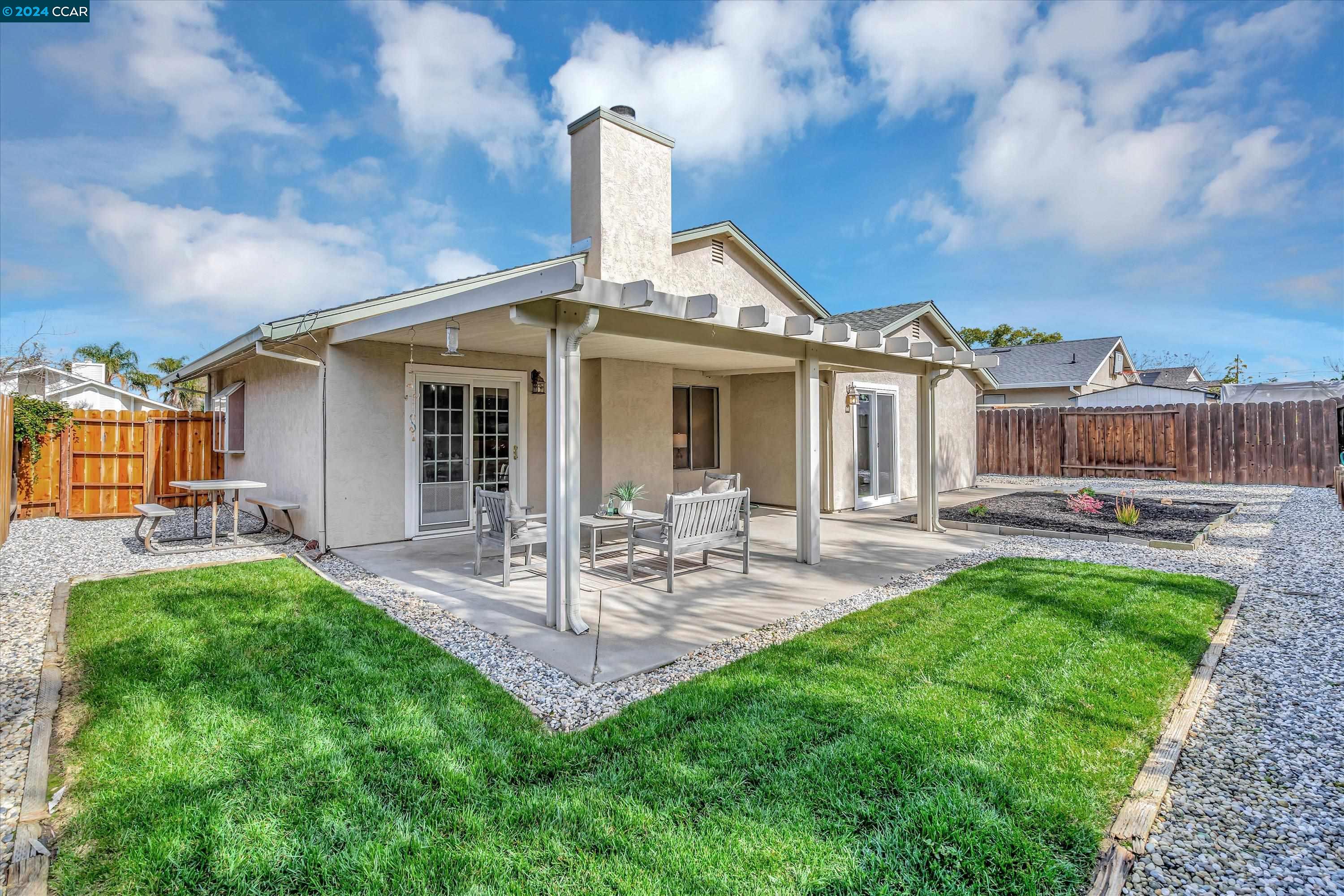 1681 Gateway Dr.