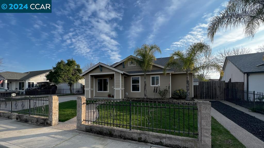 2331 El Monte Dr