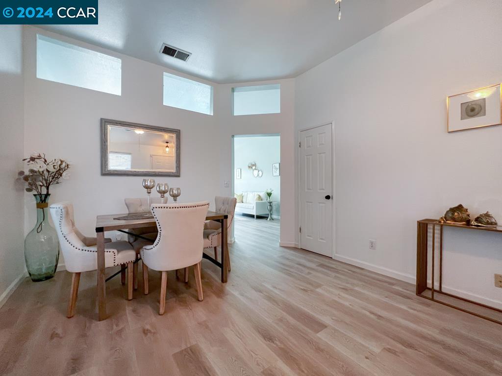 2331 El Monte Dr