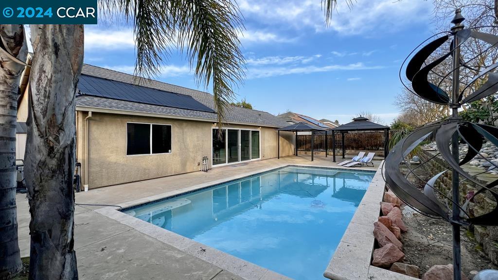 2331 El Monte Dr