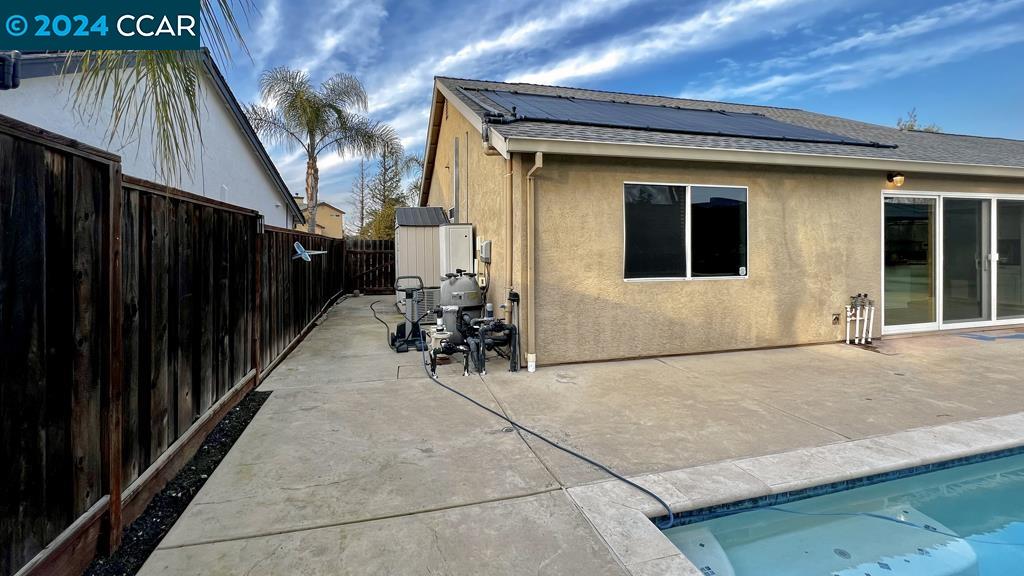 2331 El Monte Dr