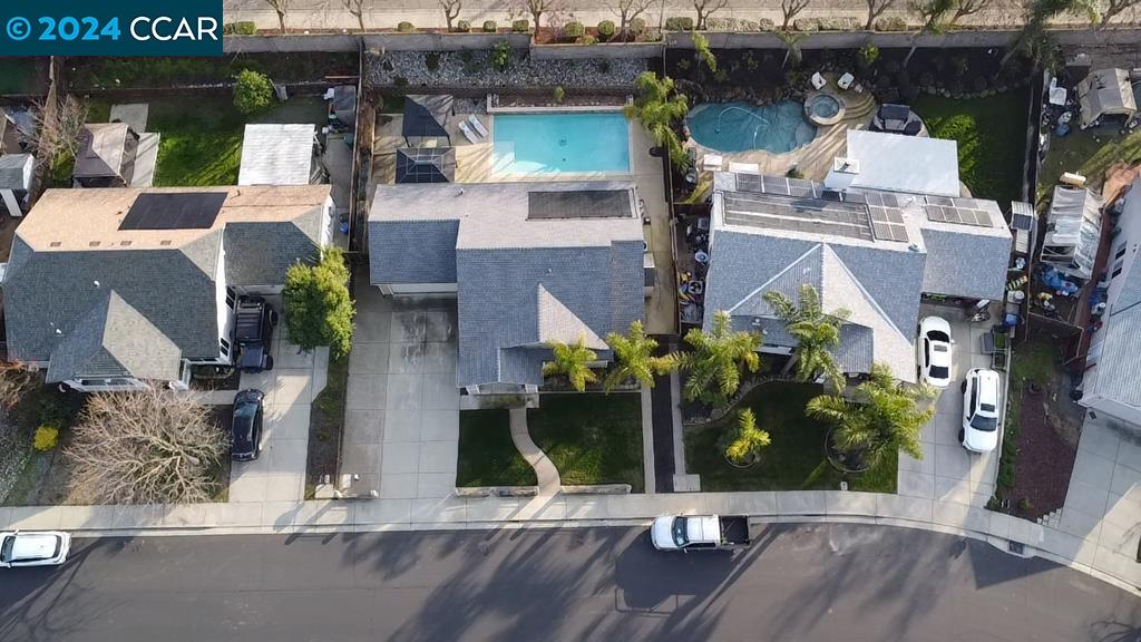 2331 El Monte Dr