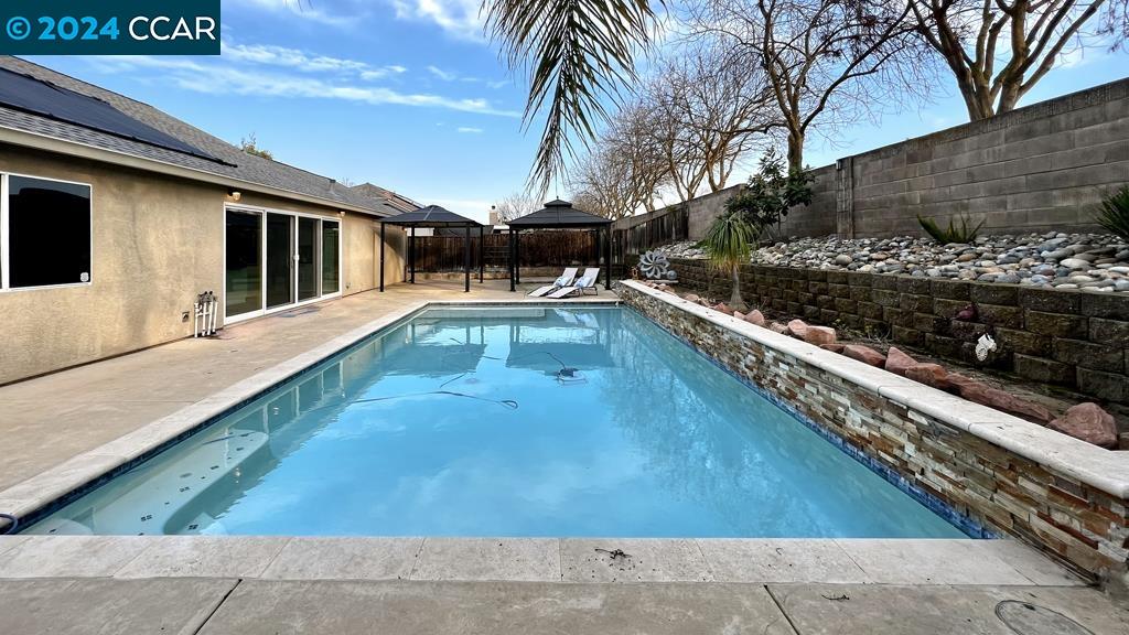 2331 El Monte Dr