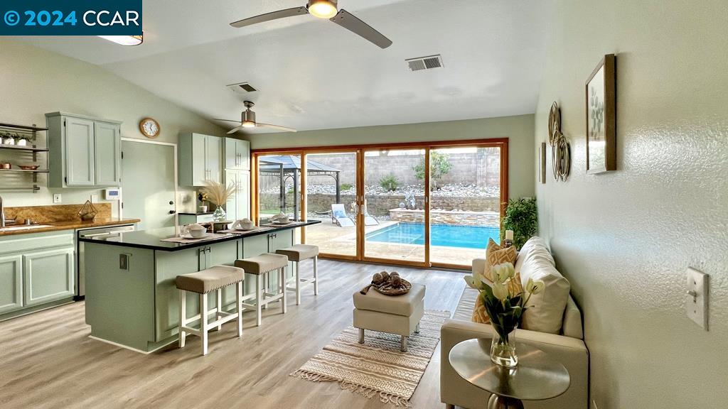 2331 El Monte Dr