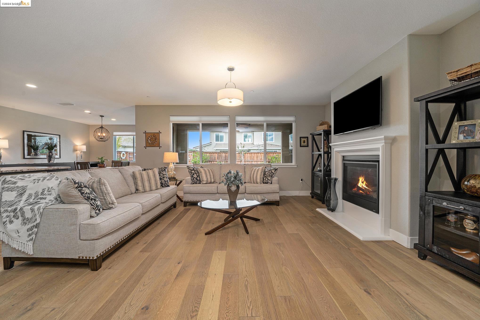 9261 Shearwater Cir