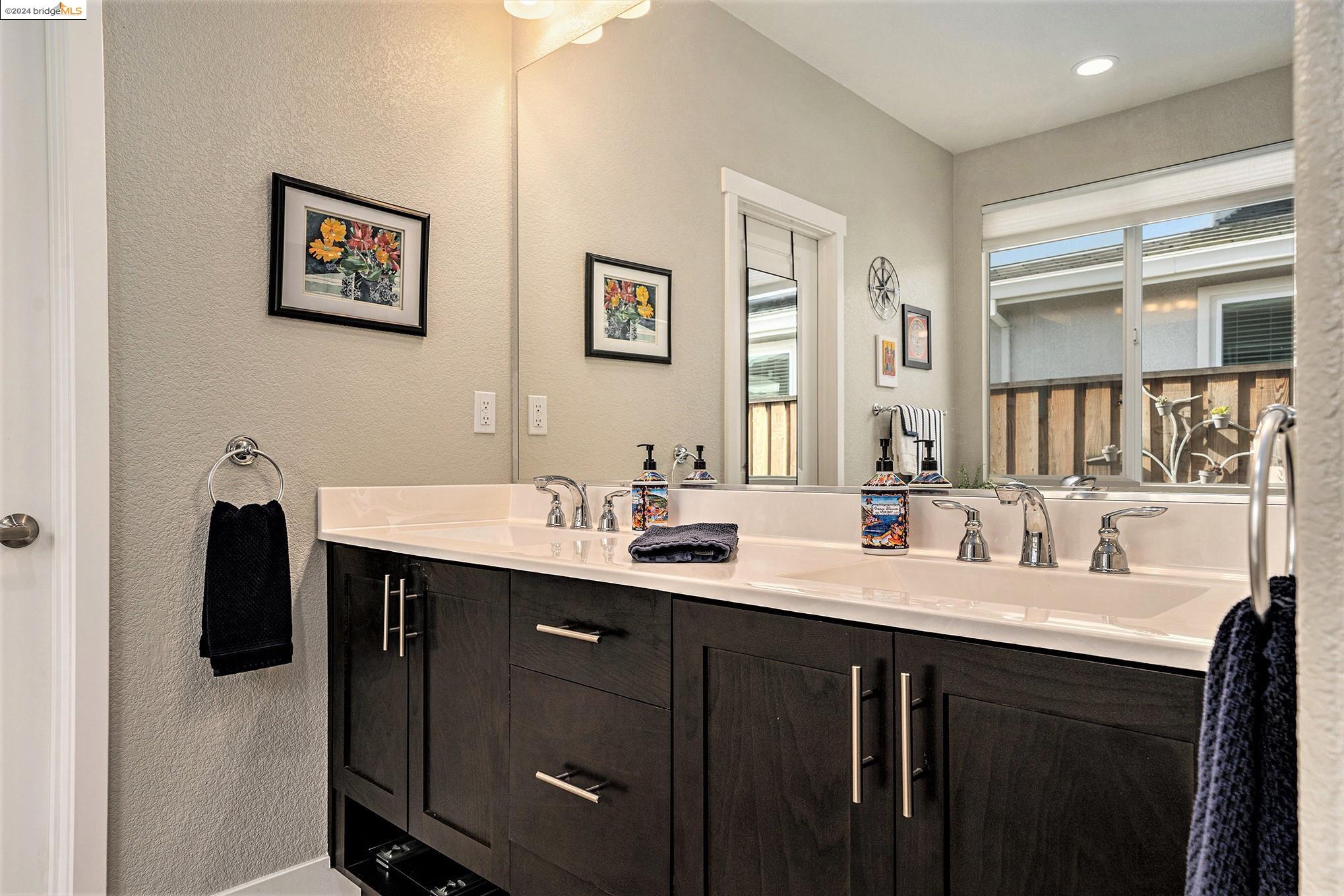 9261 Shearwater Cir