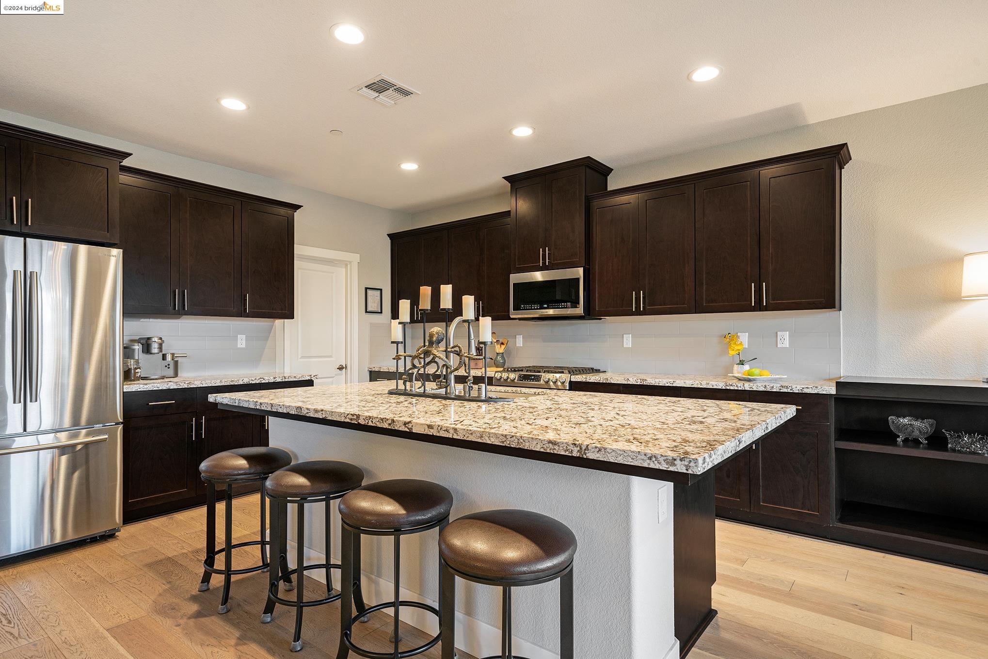 9261 Shearwater Cir