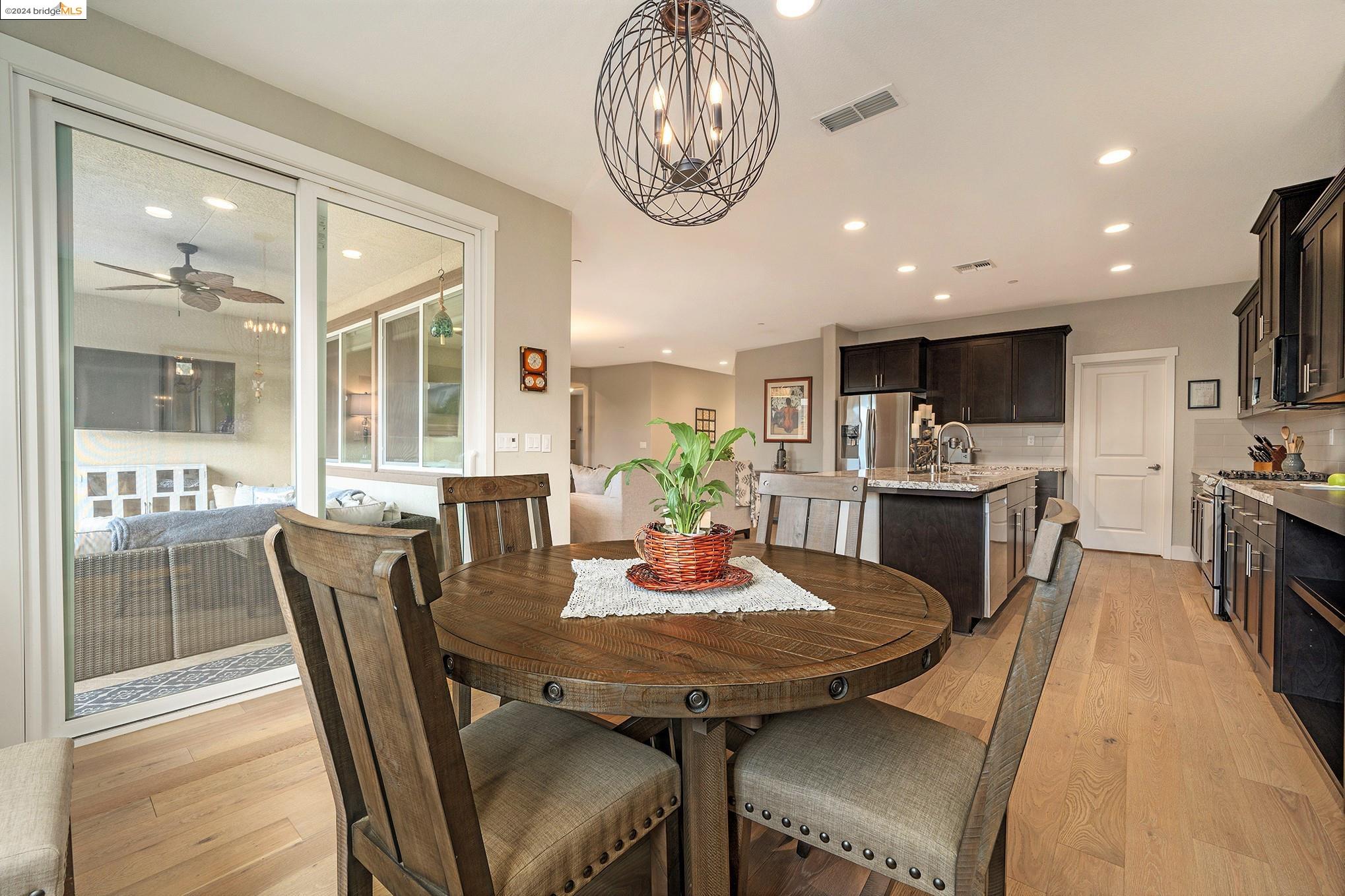 9261 Shearwater Cir