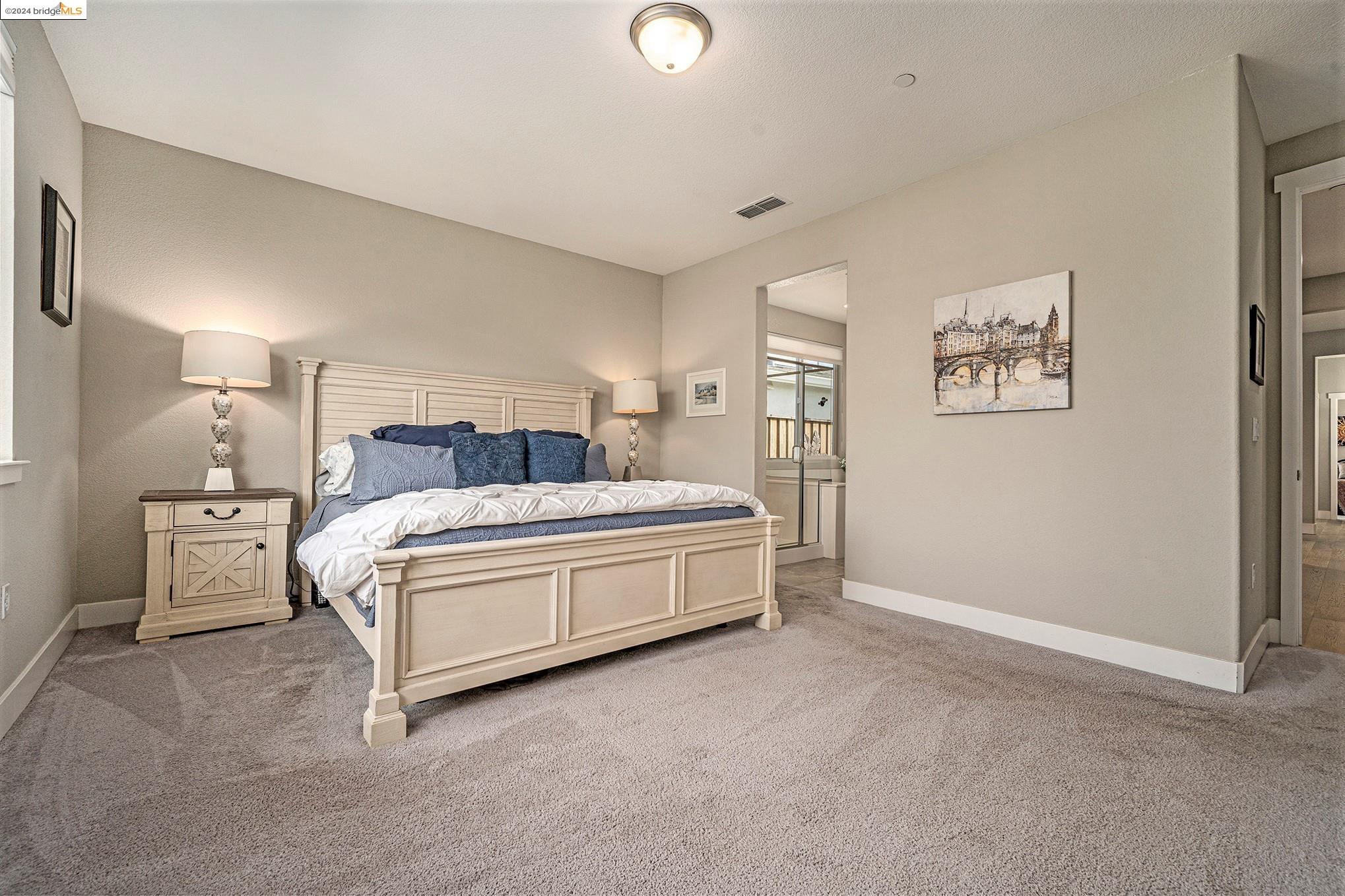 9261 Shearwater Cir