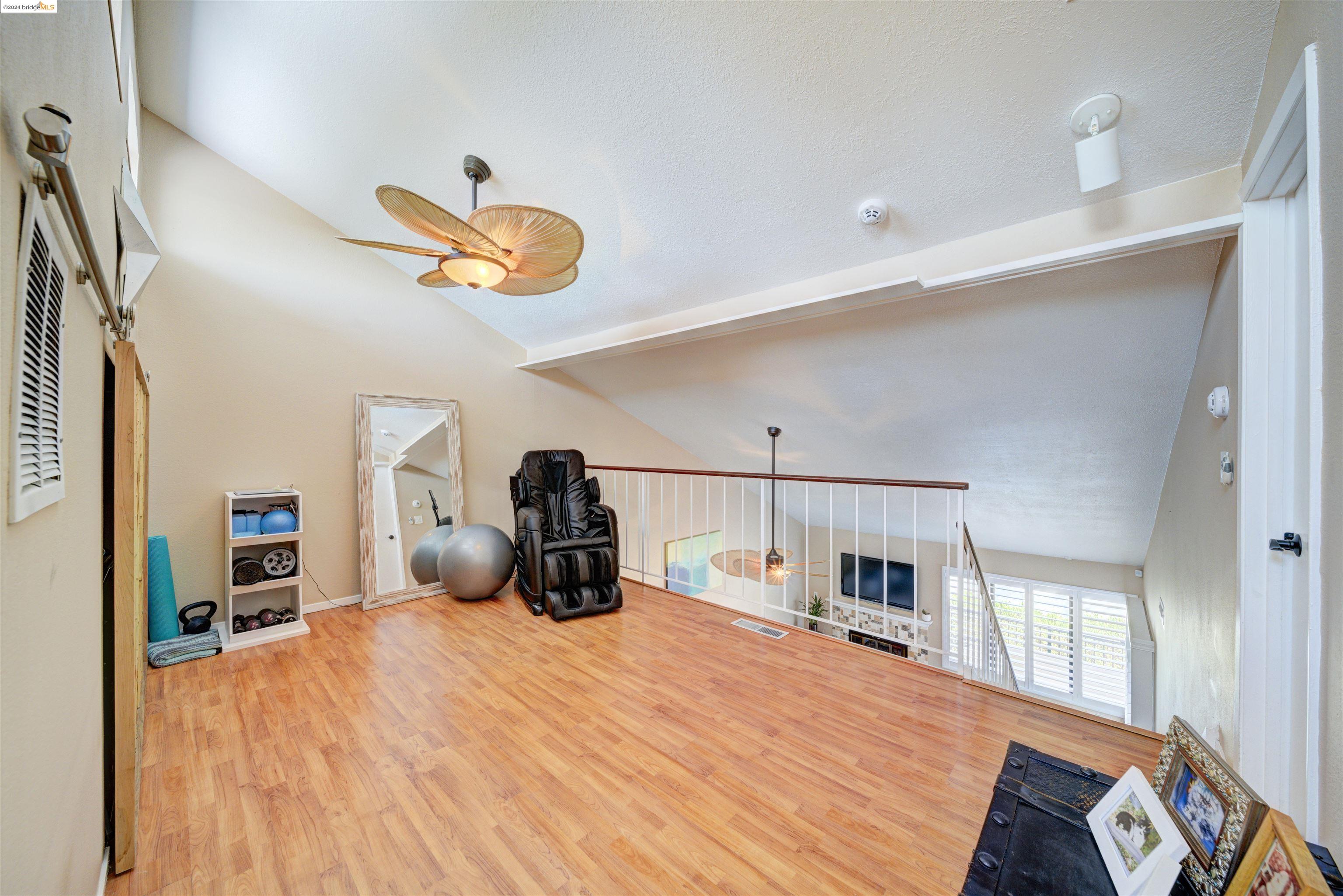 5731 Cutter Loop
