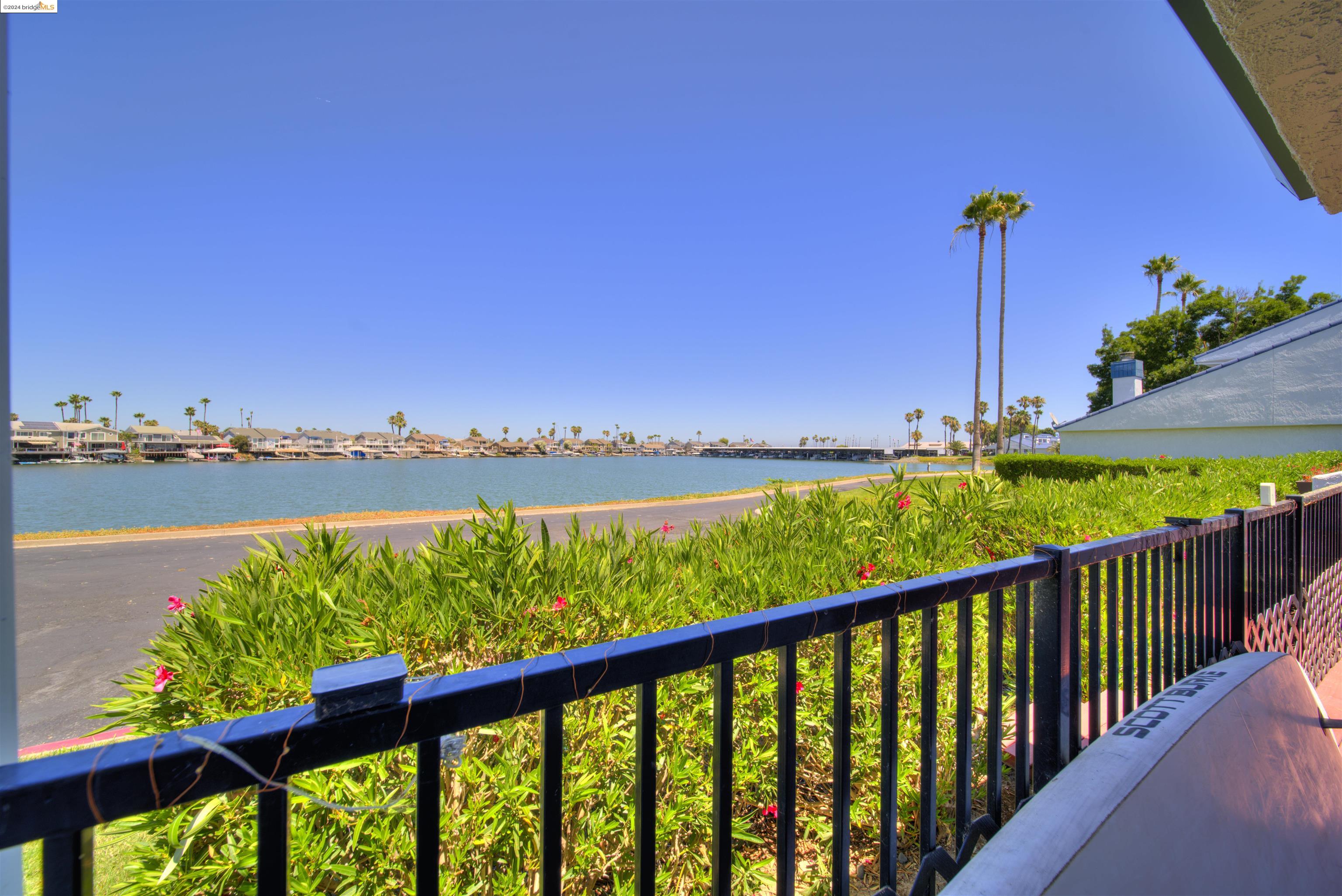 5731 Cutter Loop