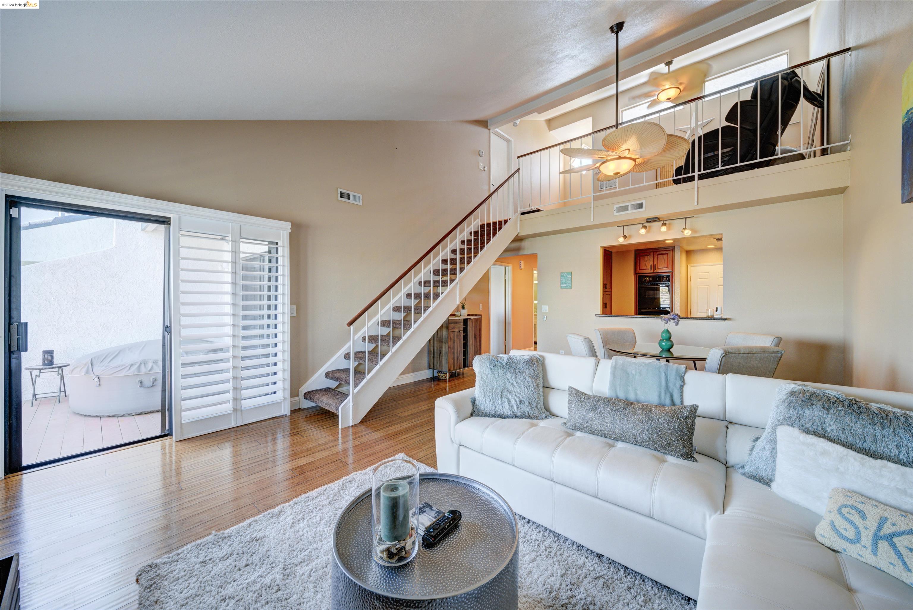 5731 Cutter Loop