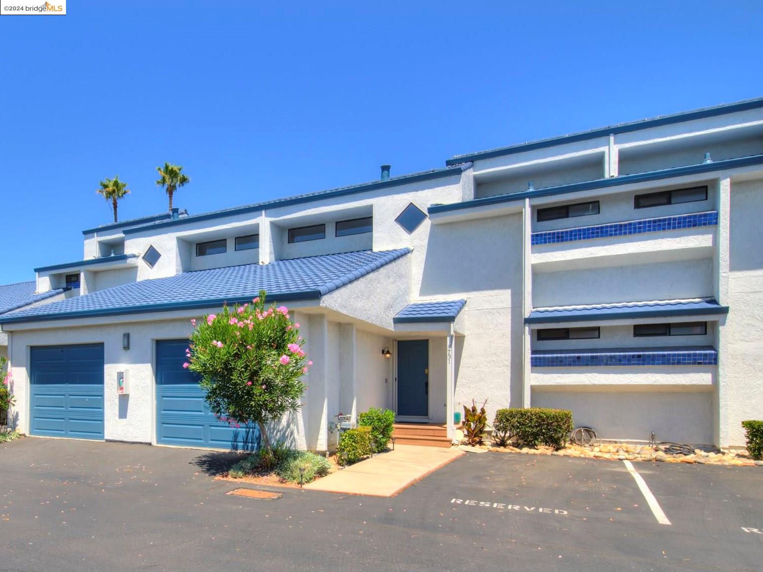 5731 Cutter Loop