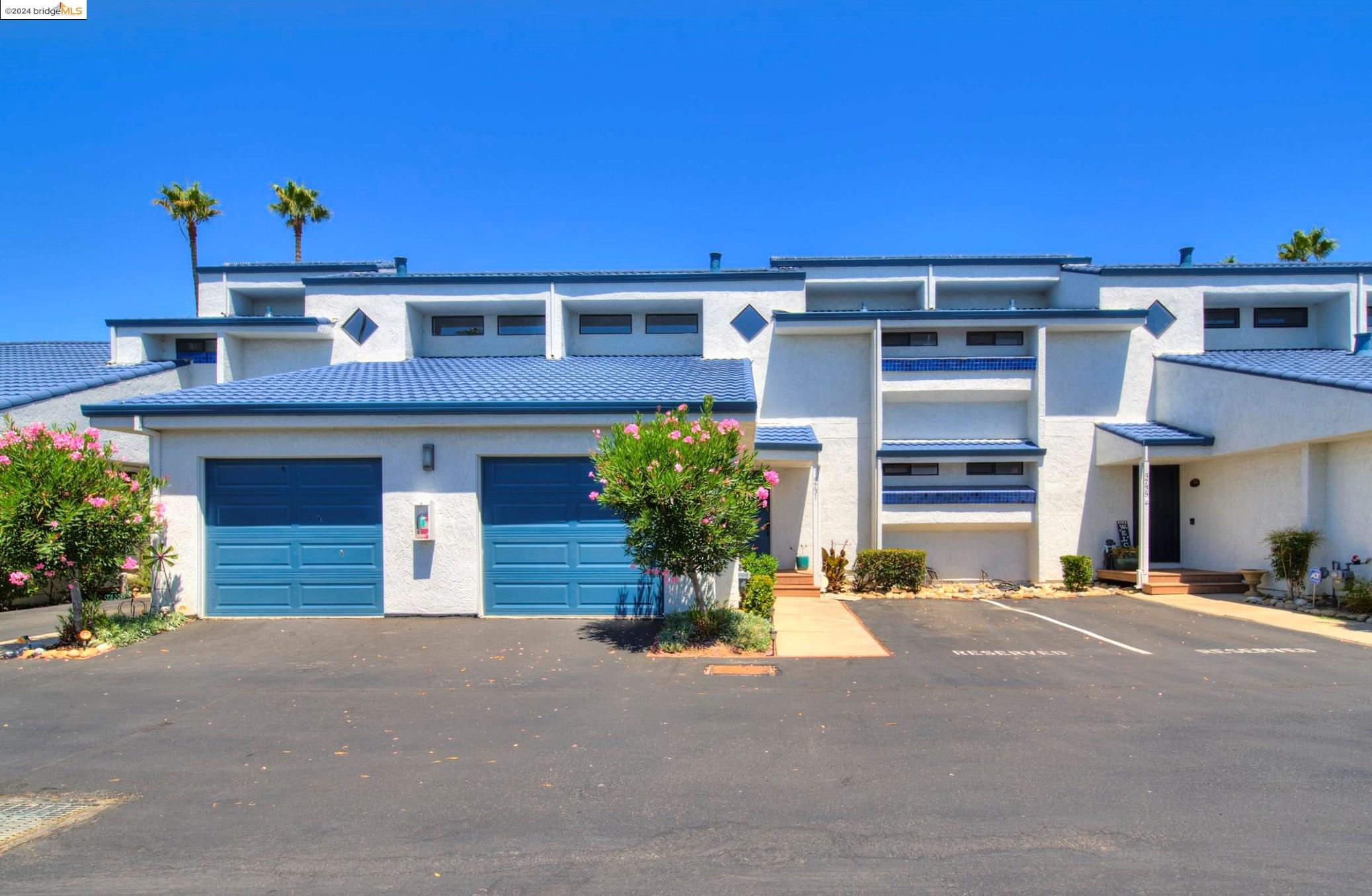 5731 Cutter Loop
