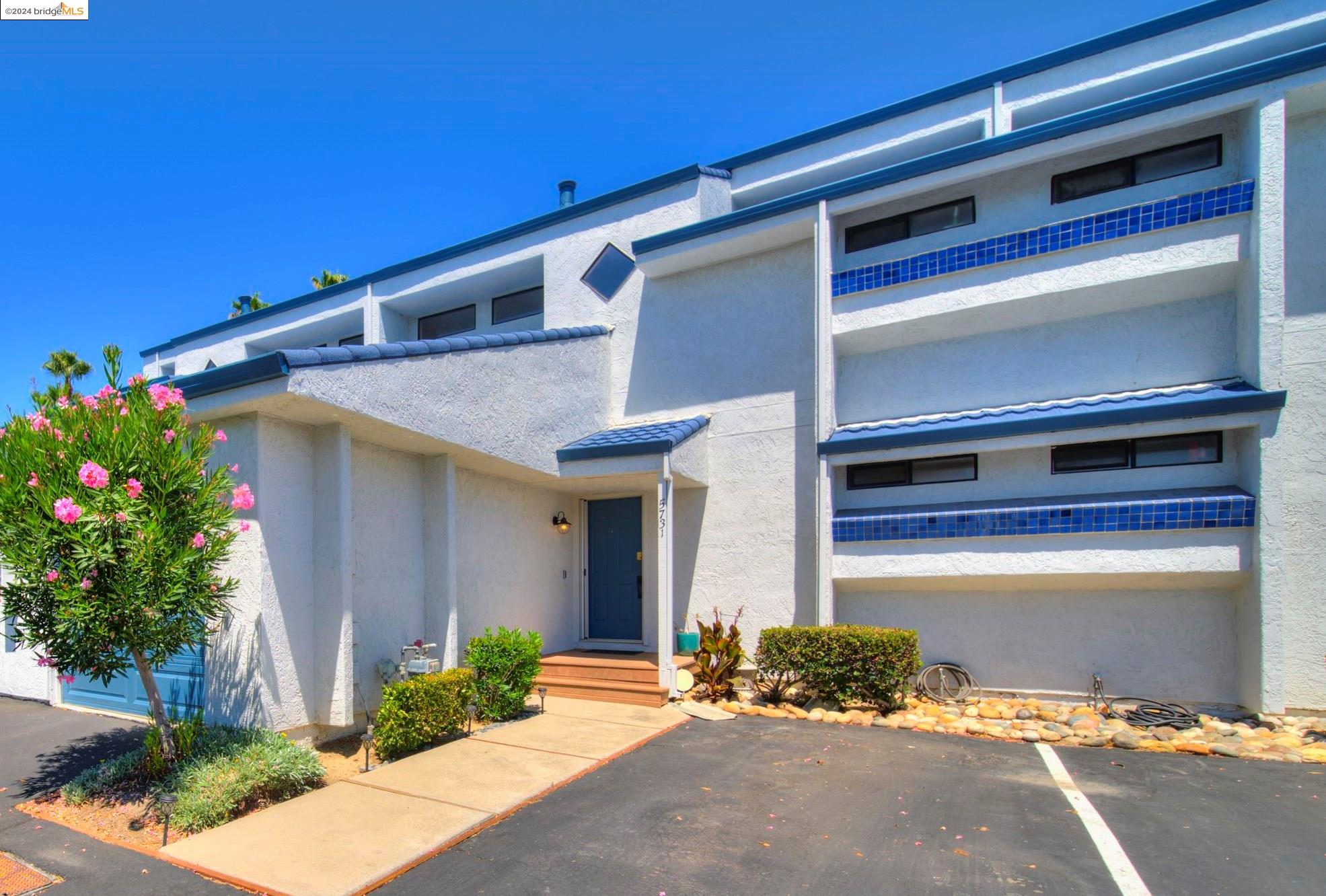 5731 Cutter Loop