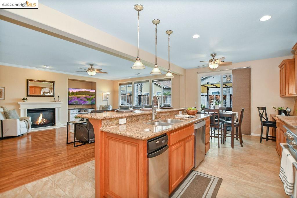 5147 Fern Ridge Cir