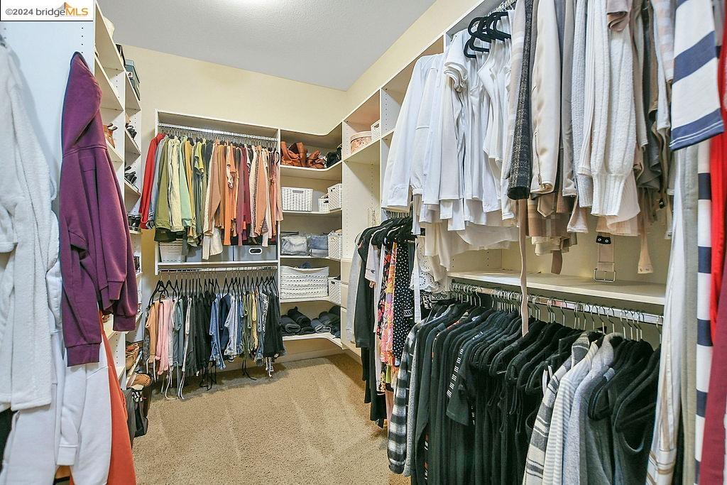 5147 Fern Ridge Cir