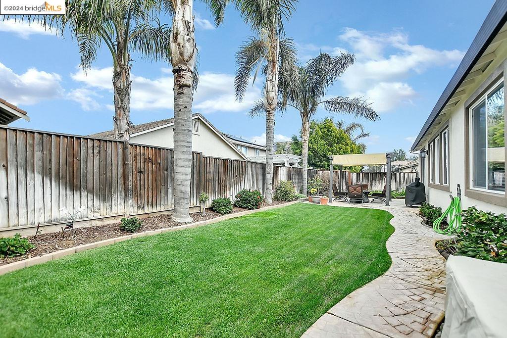 5147 Fern Ridge Cir