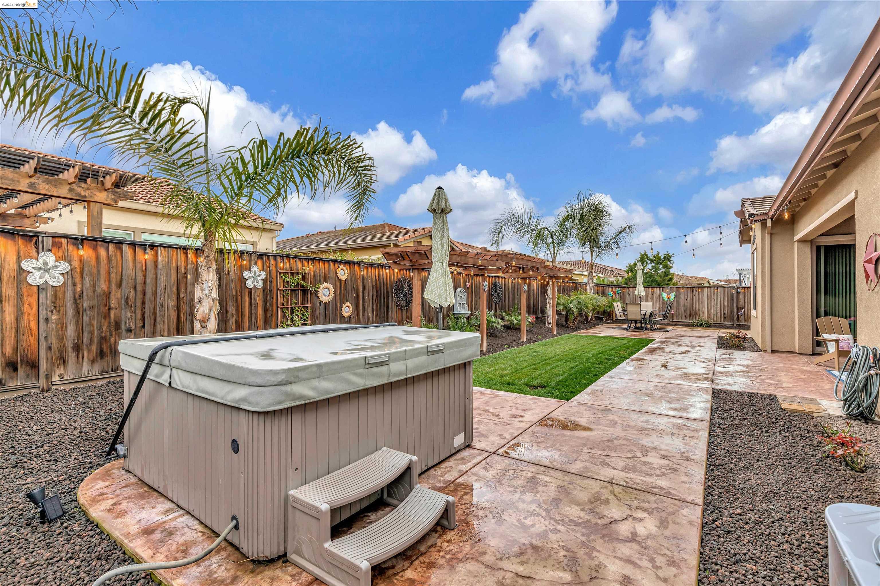 7270 Keyesport Way