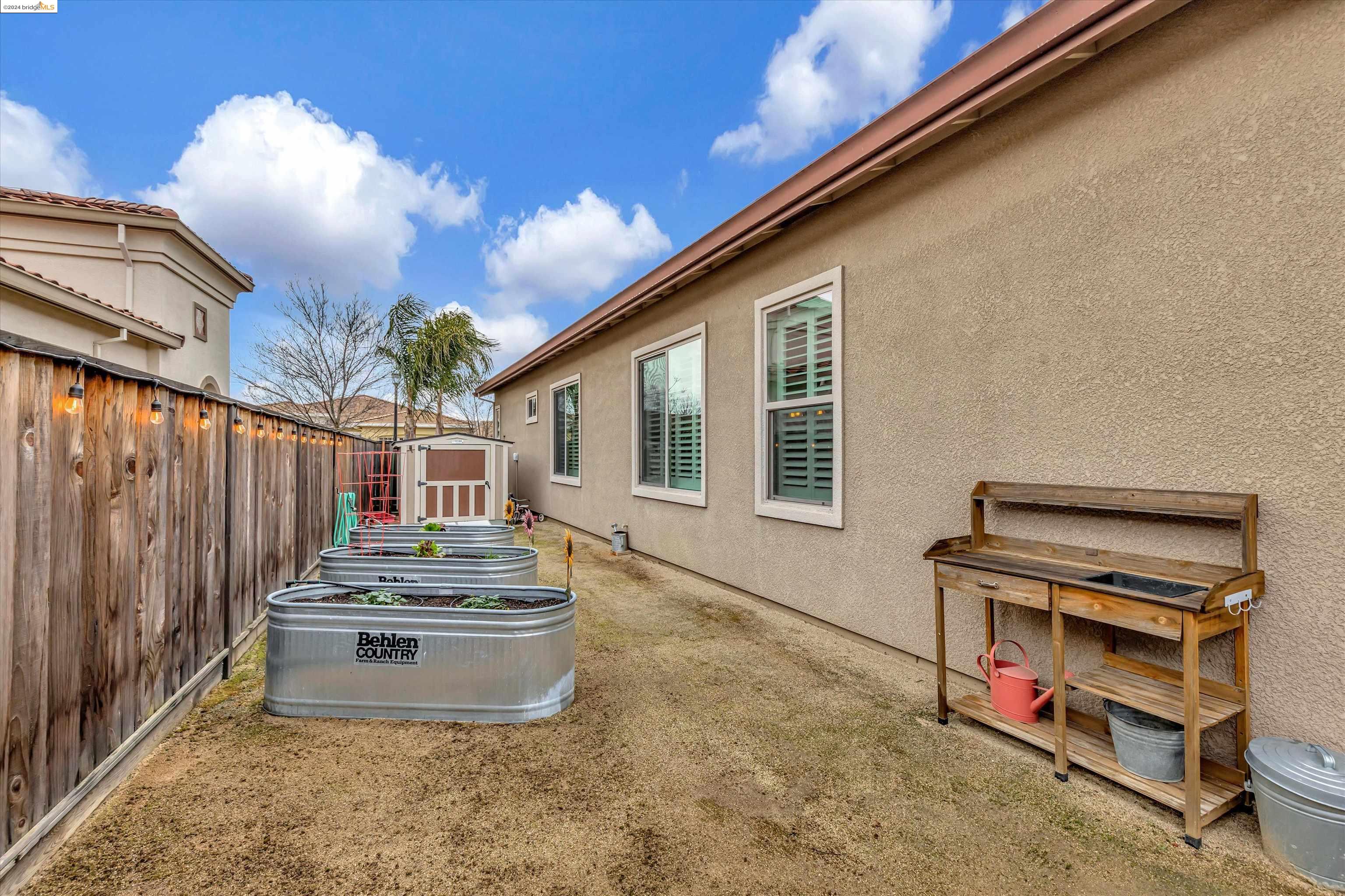 7270 Keyesport Way