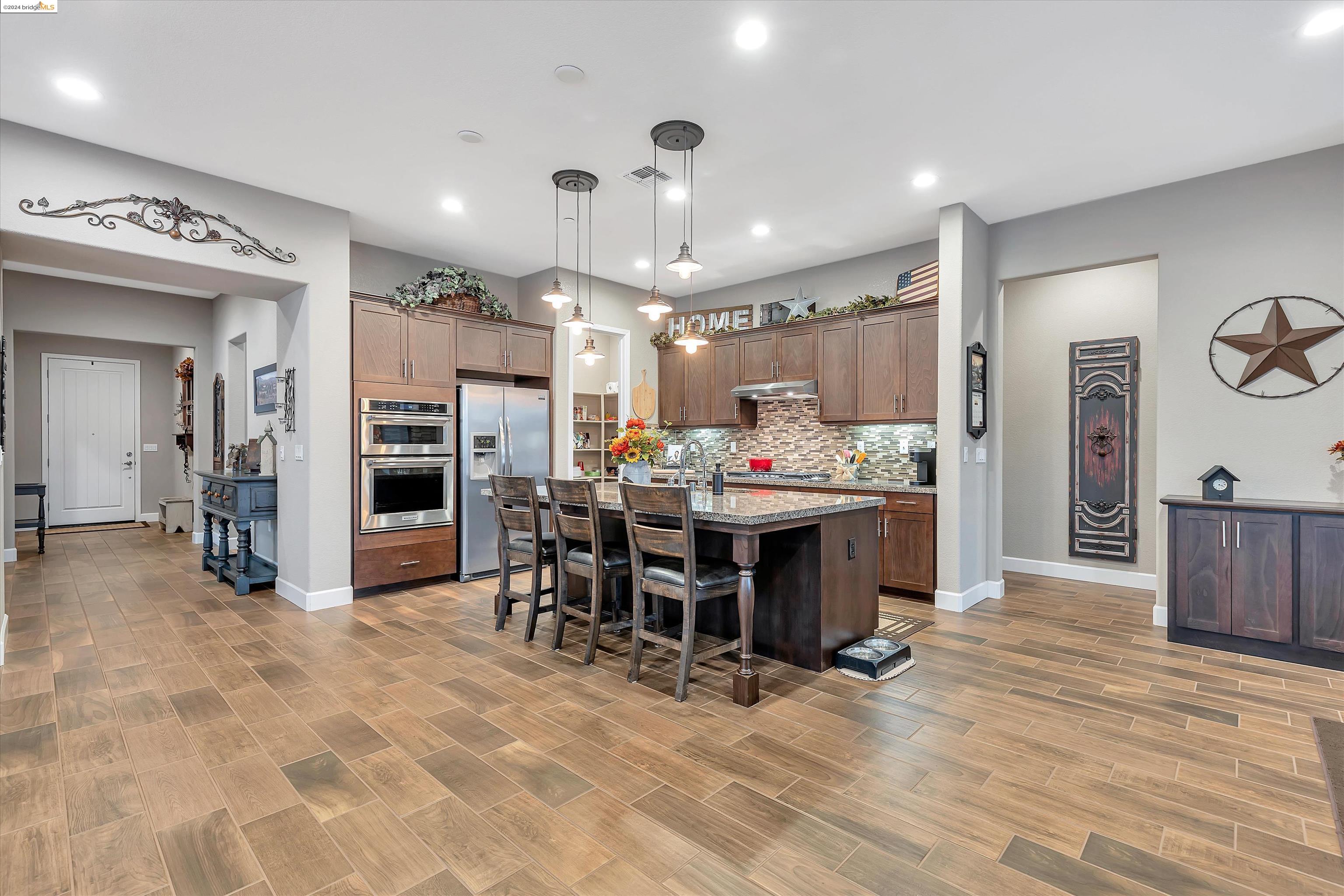 7270 Keyesport Way