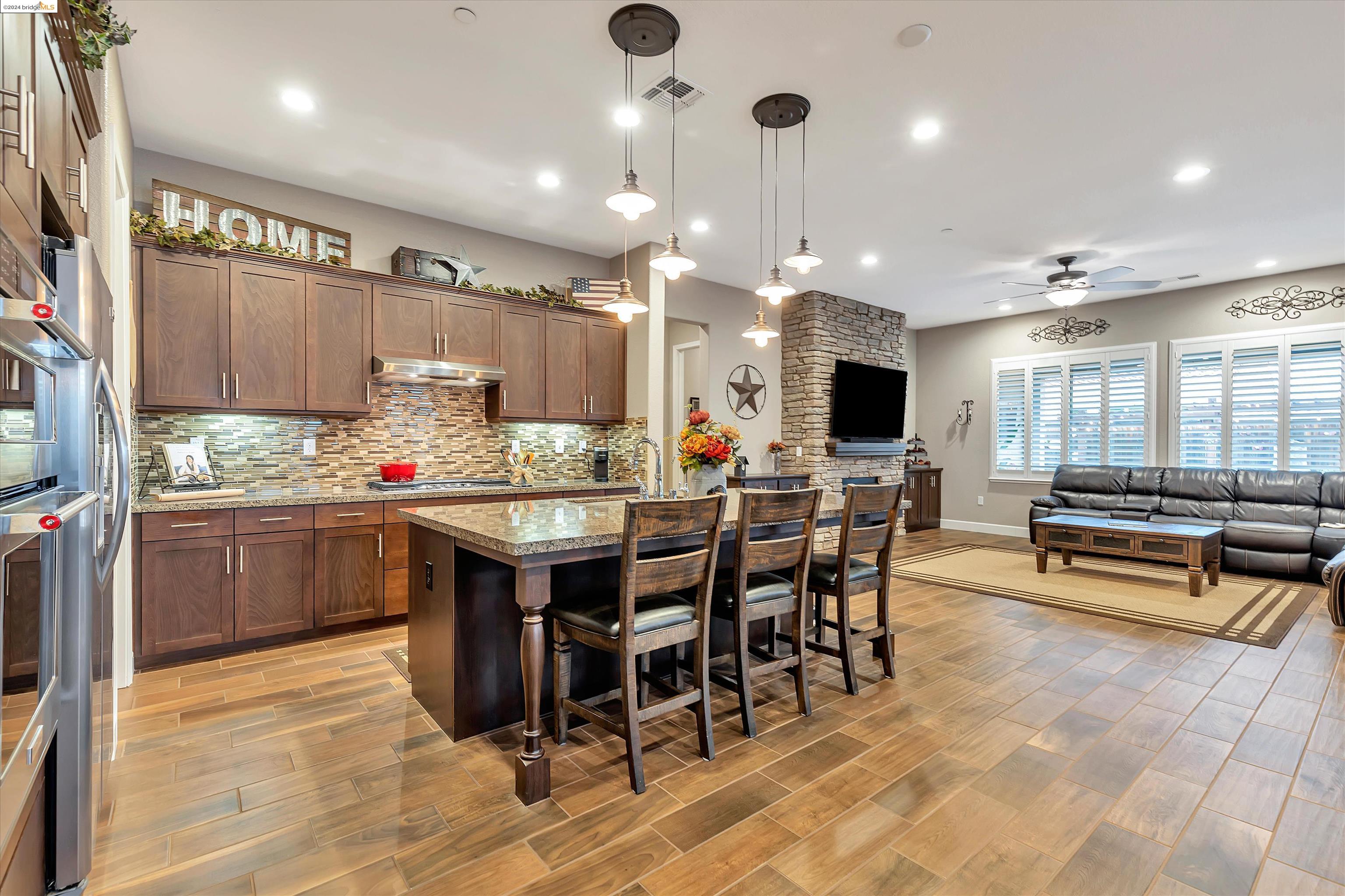 7270 Keyesport Way