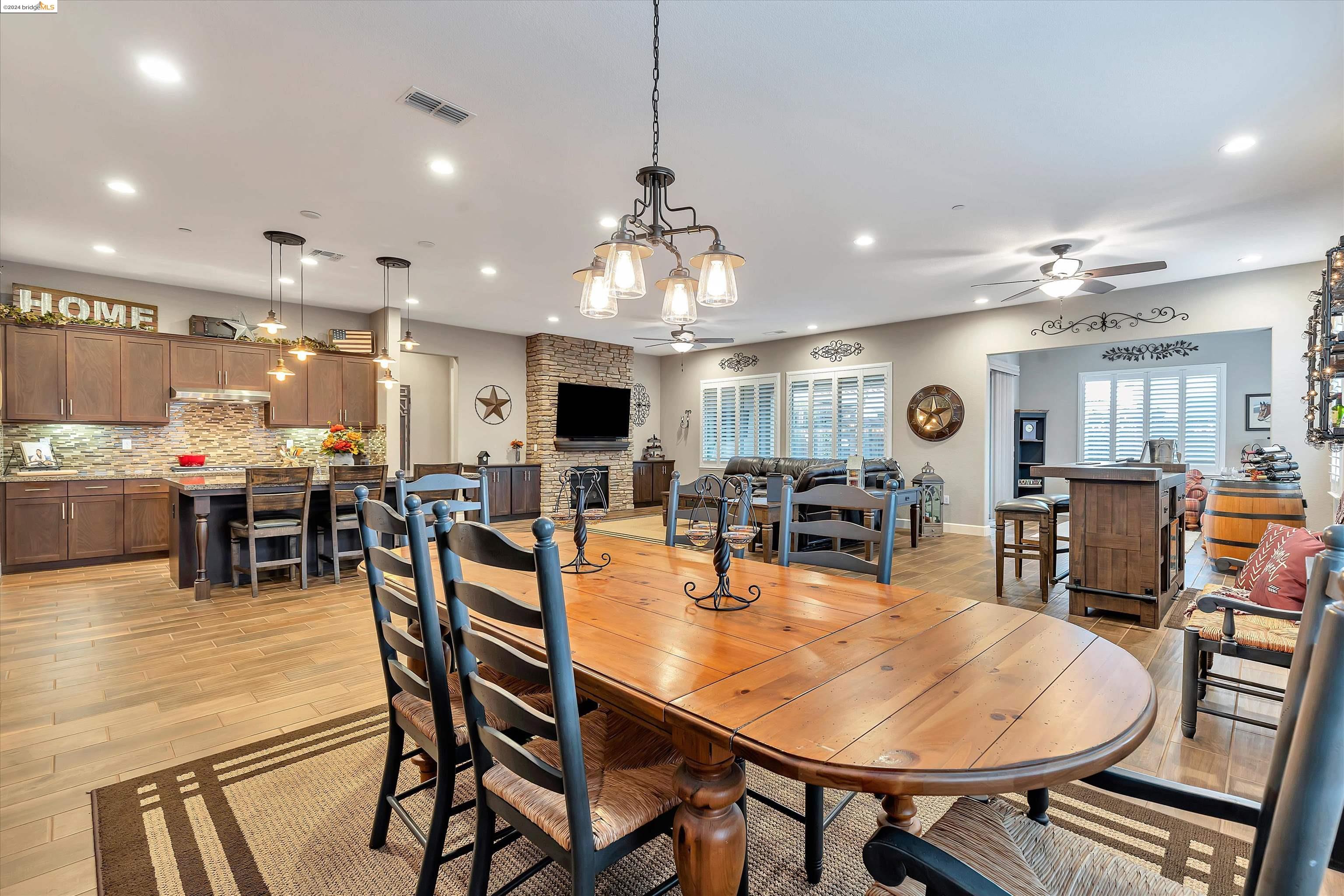 7270 Keyesport Way