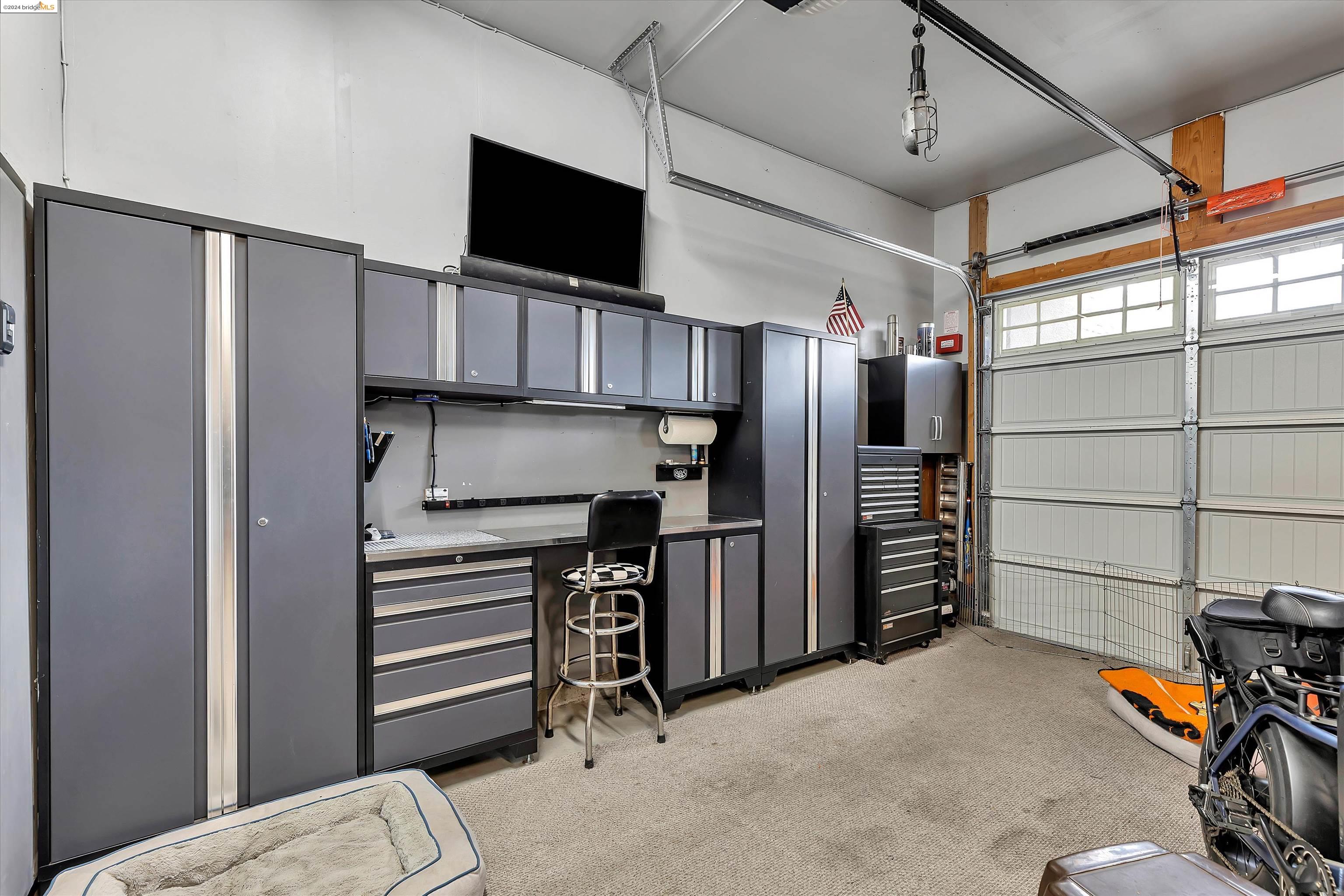7270 Keyesport Way