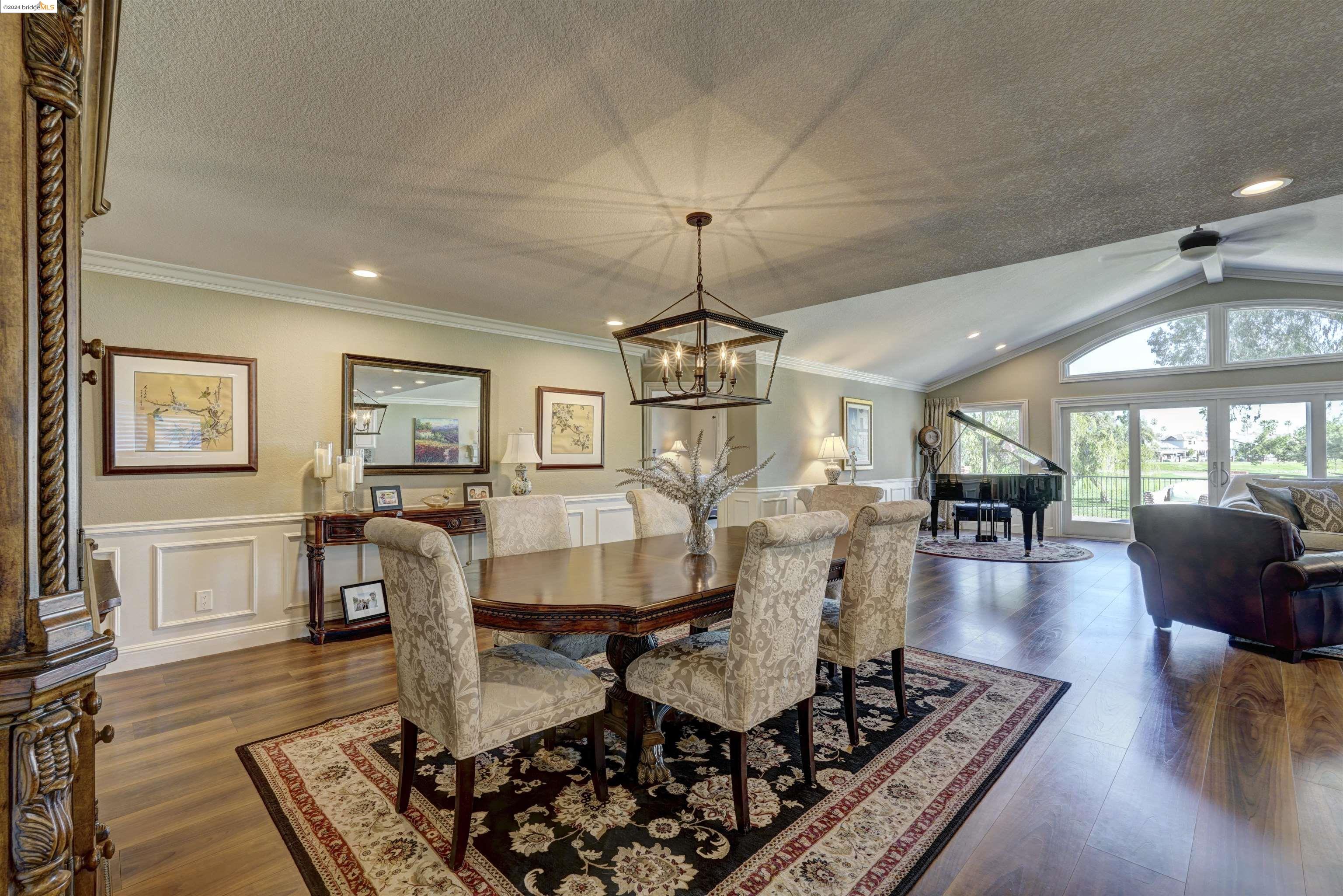 5531 Lanai Ct