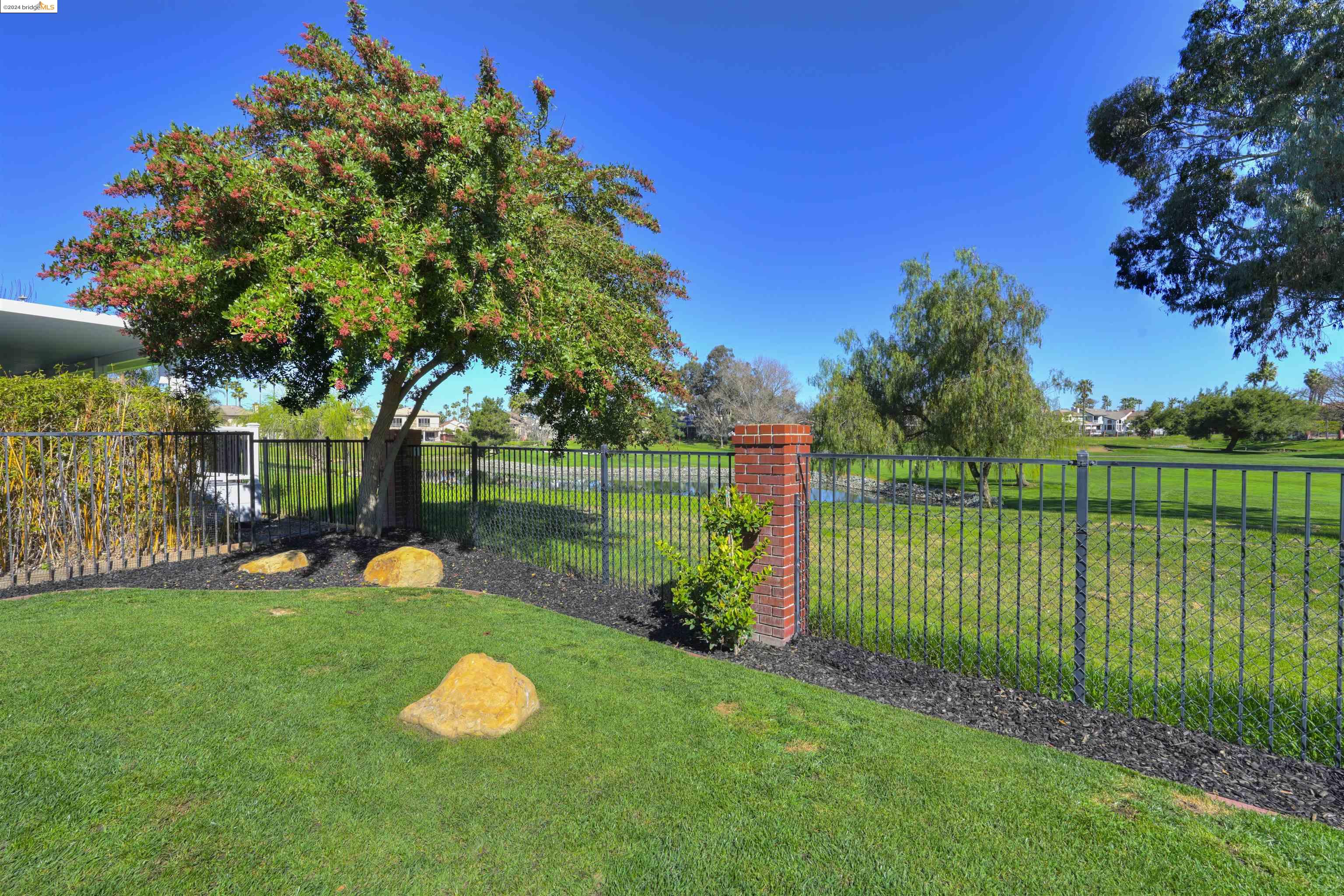 5531 Lanai Ct