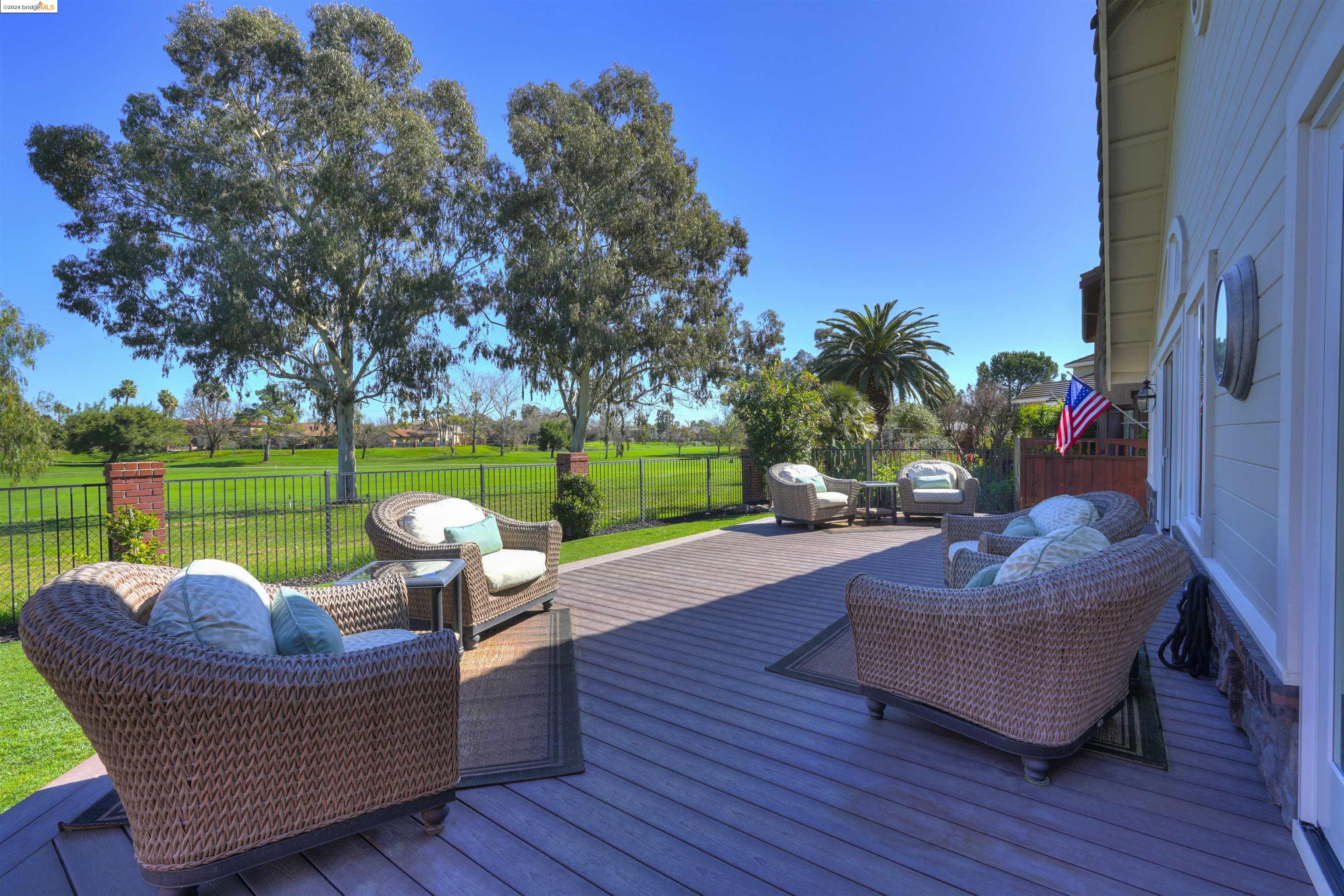 5531 Lanai Ct