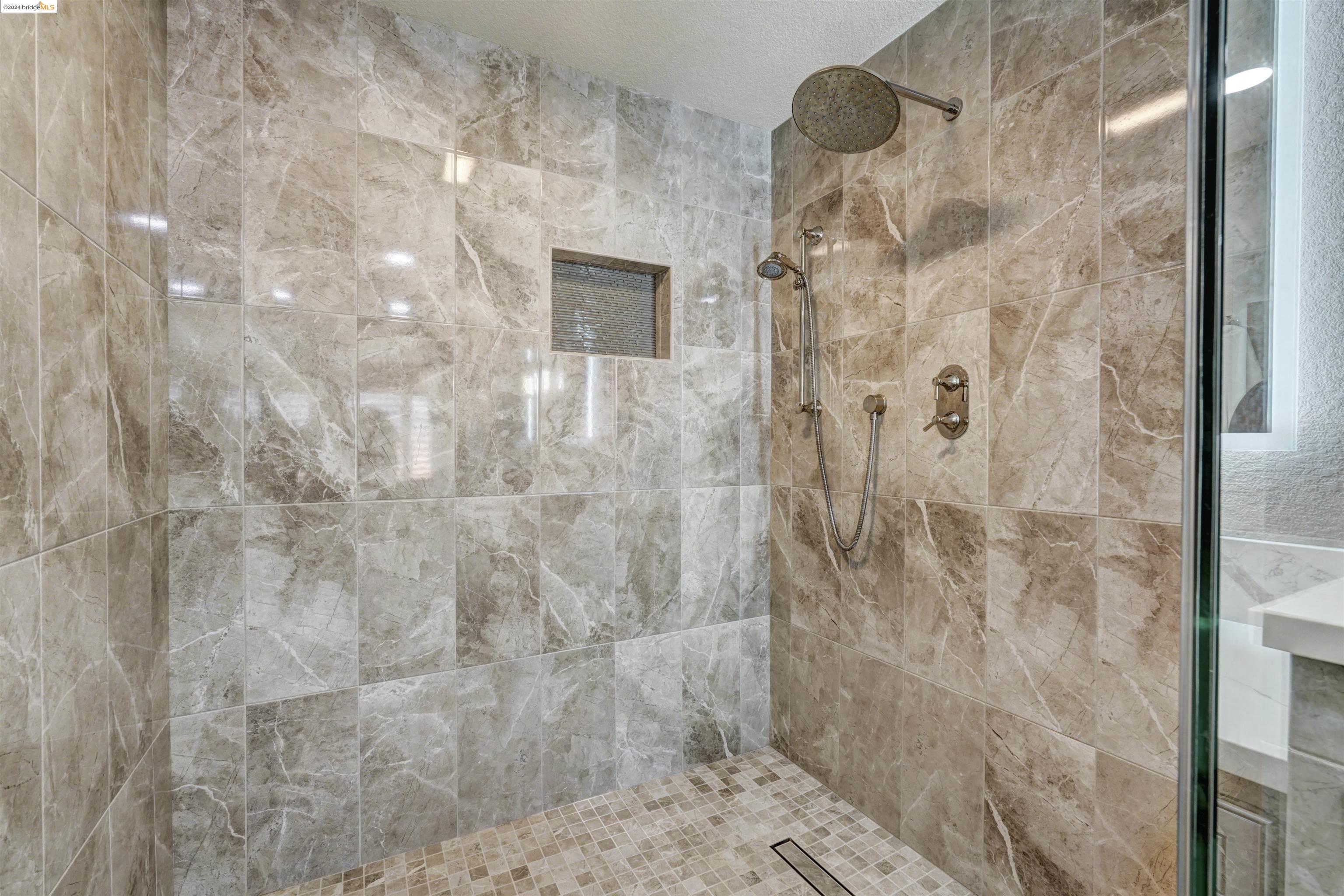 5531 Lanai Ct