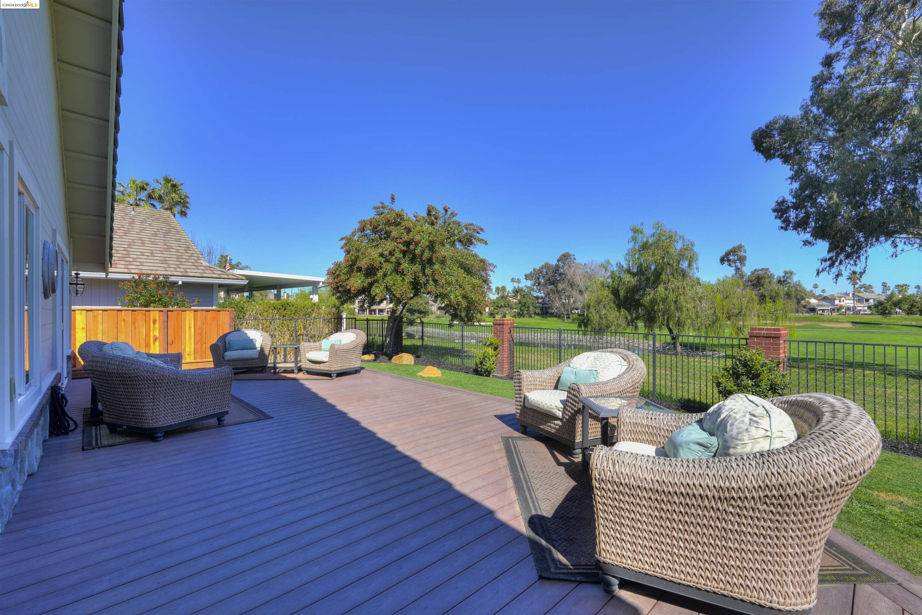 5531 Lanai Ct