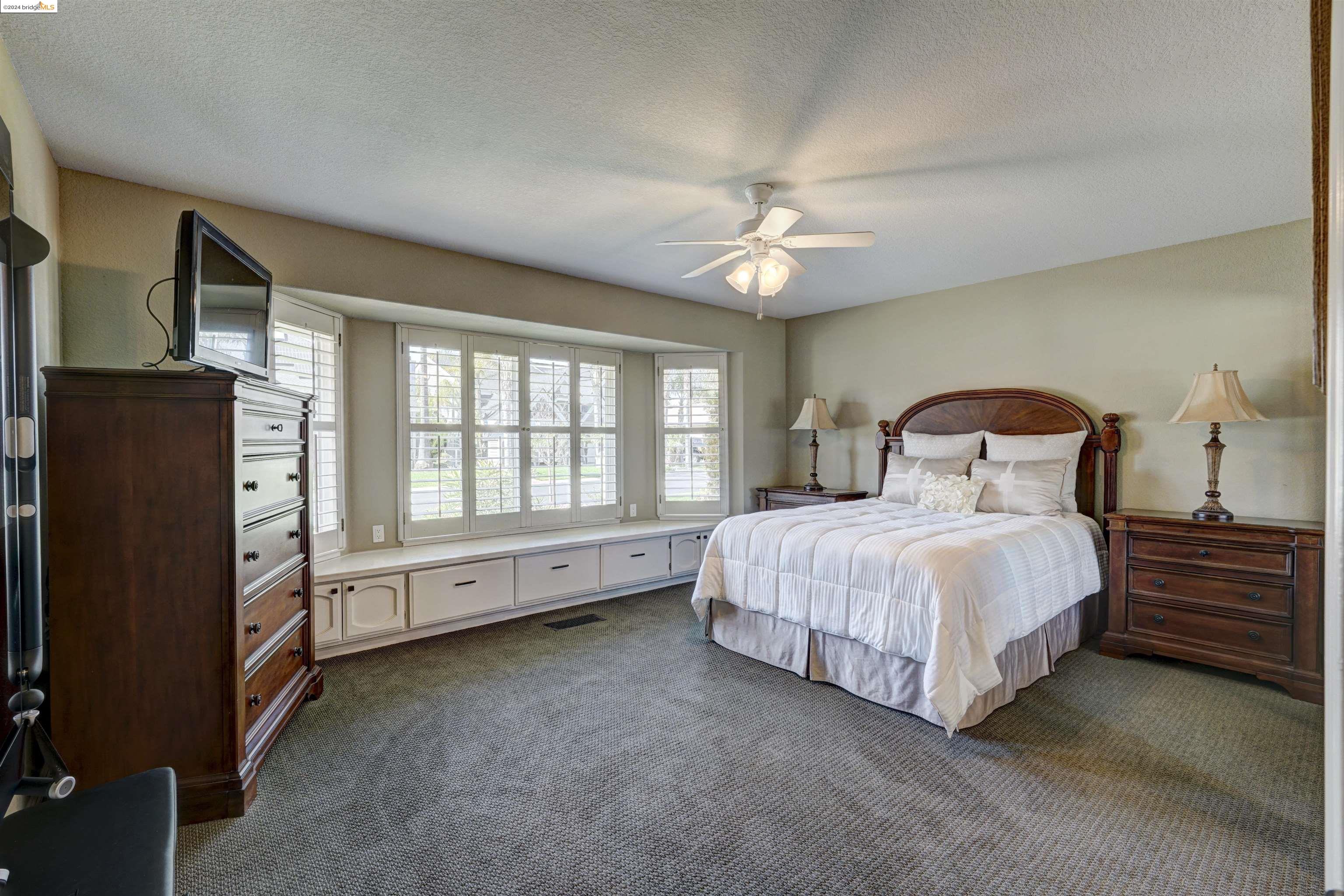 5531 Lanai Ct