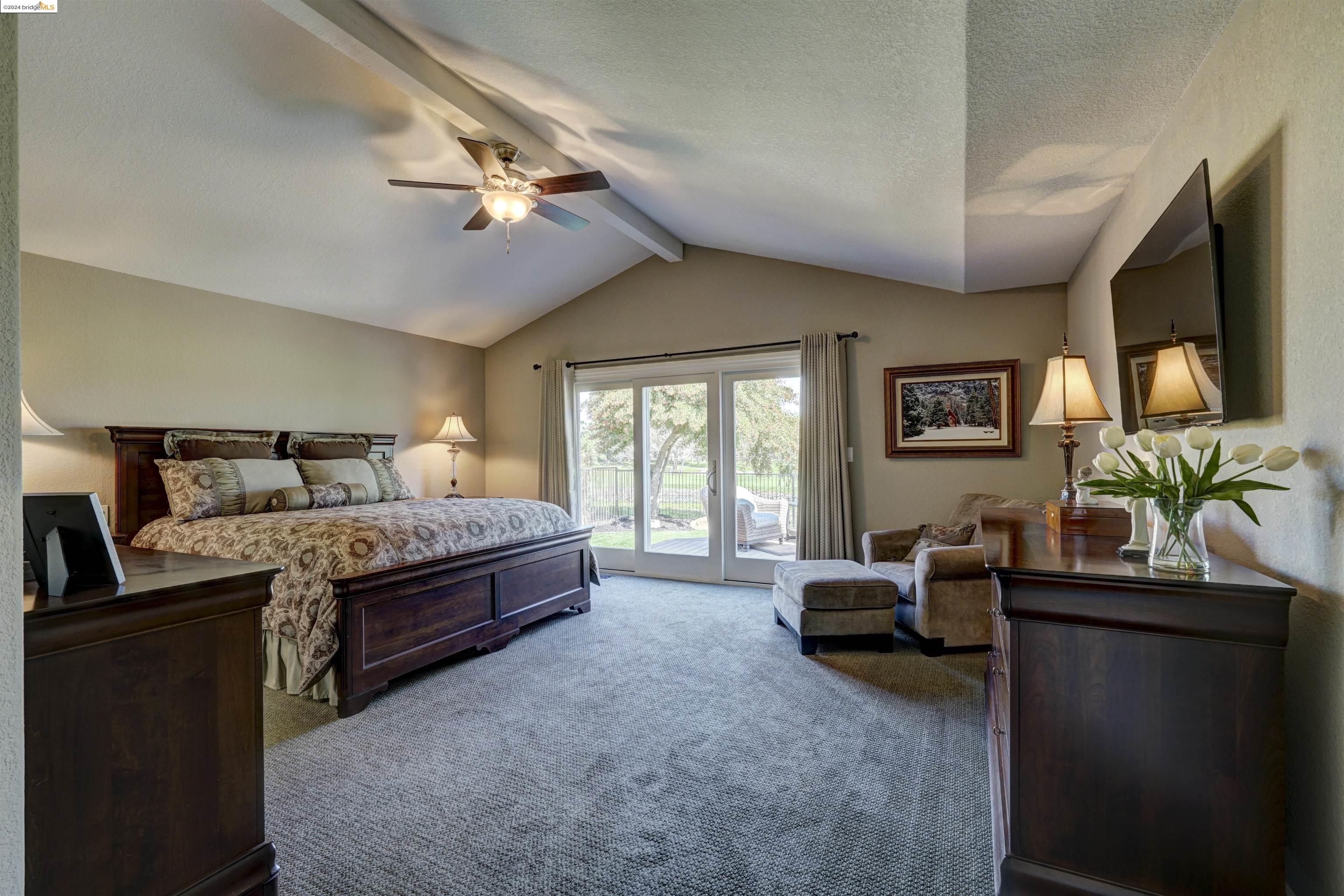 5531 Lanai Ct