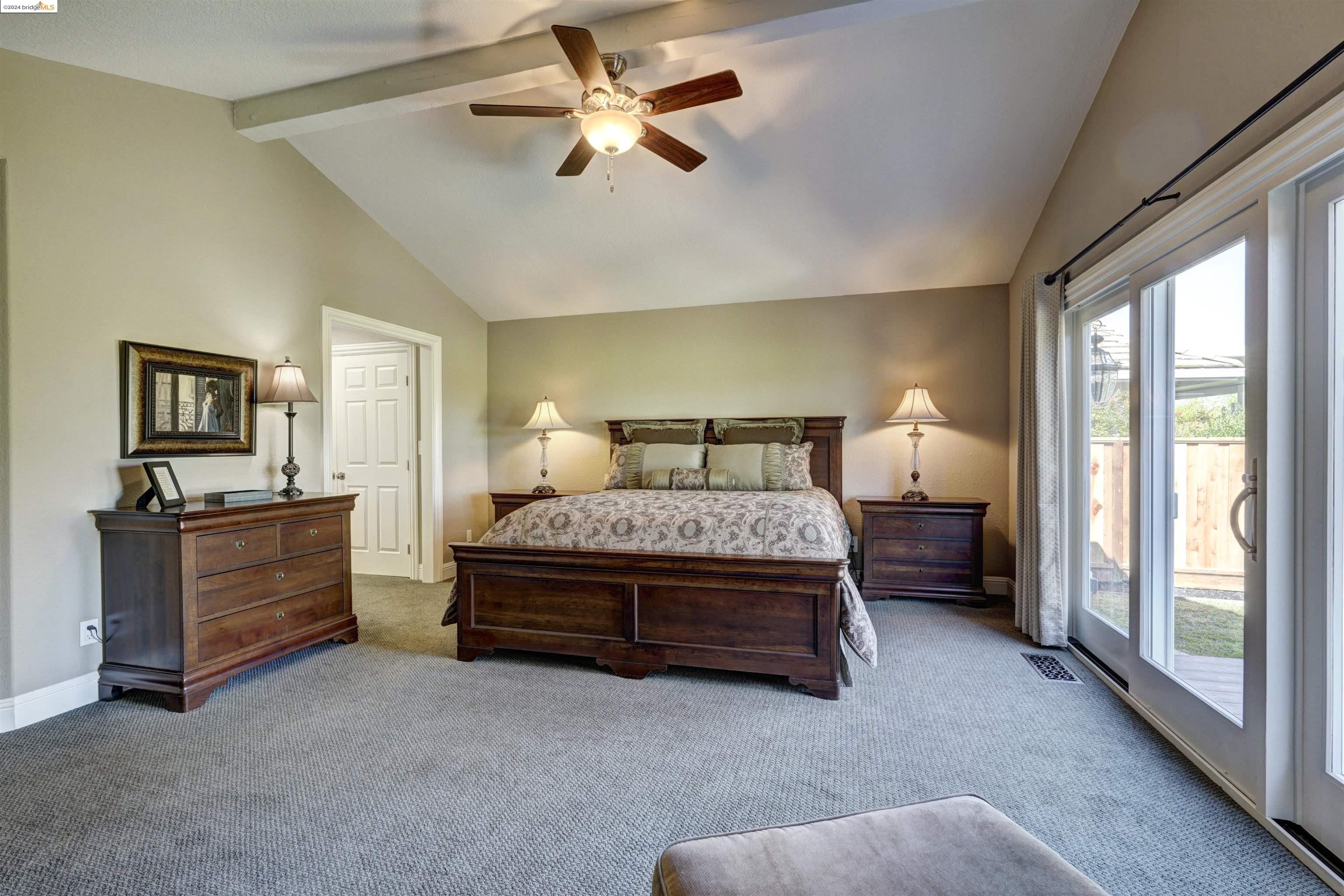 5531 Lanai Ct